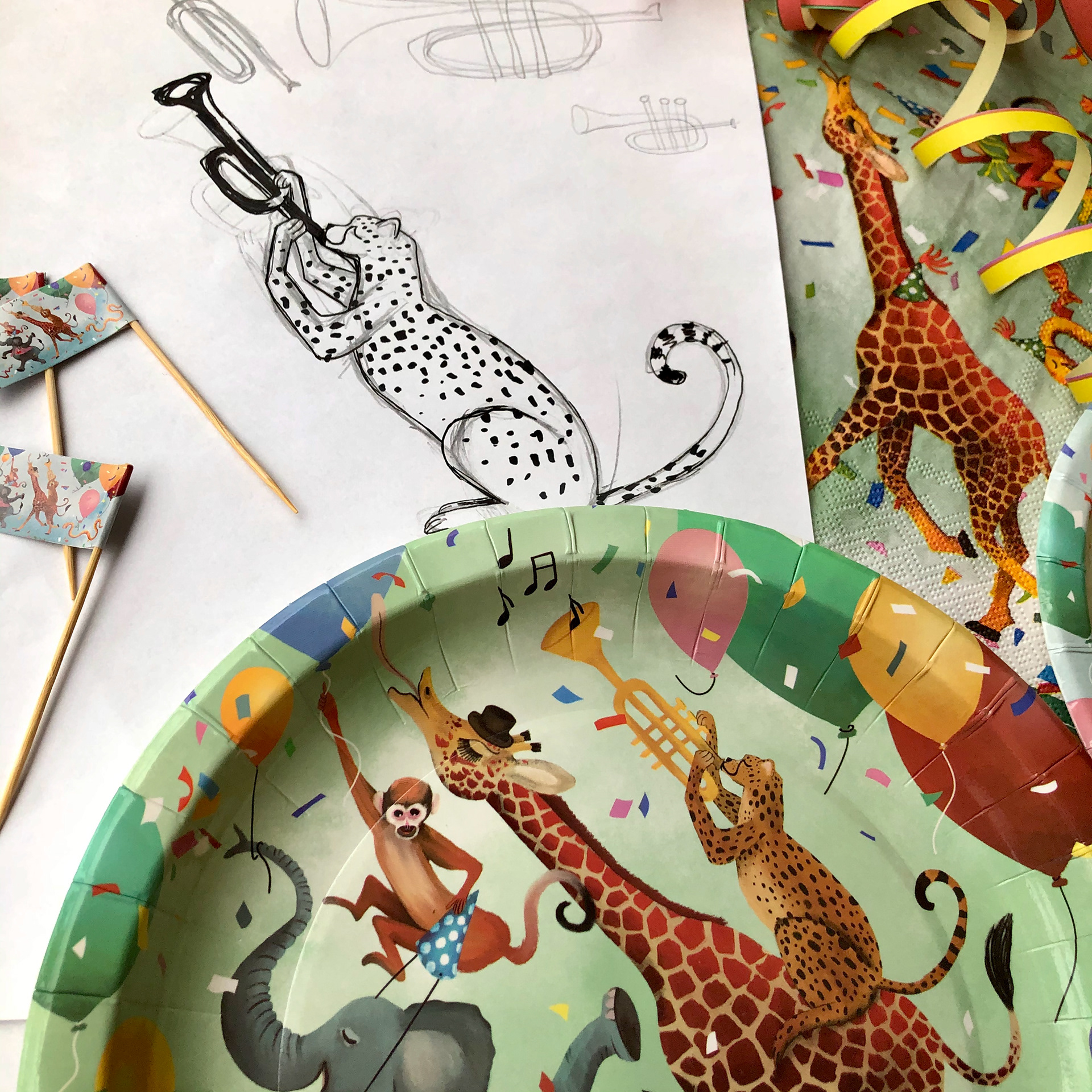 Patricia Hooning, Fishuals, Party products