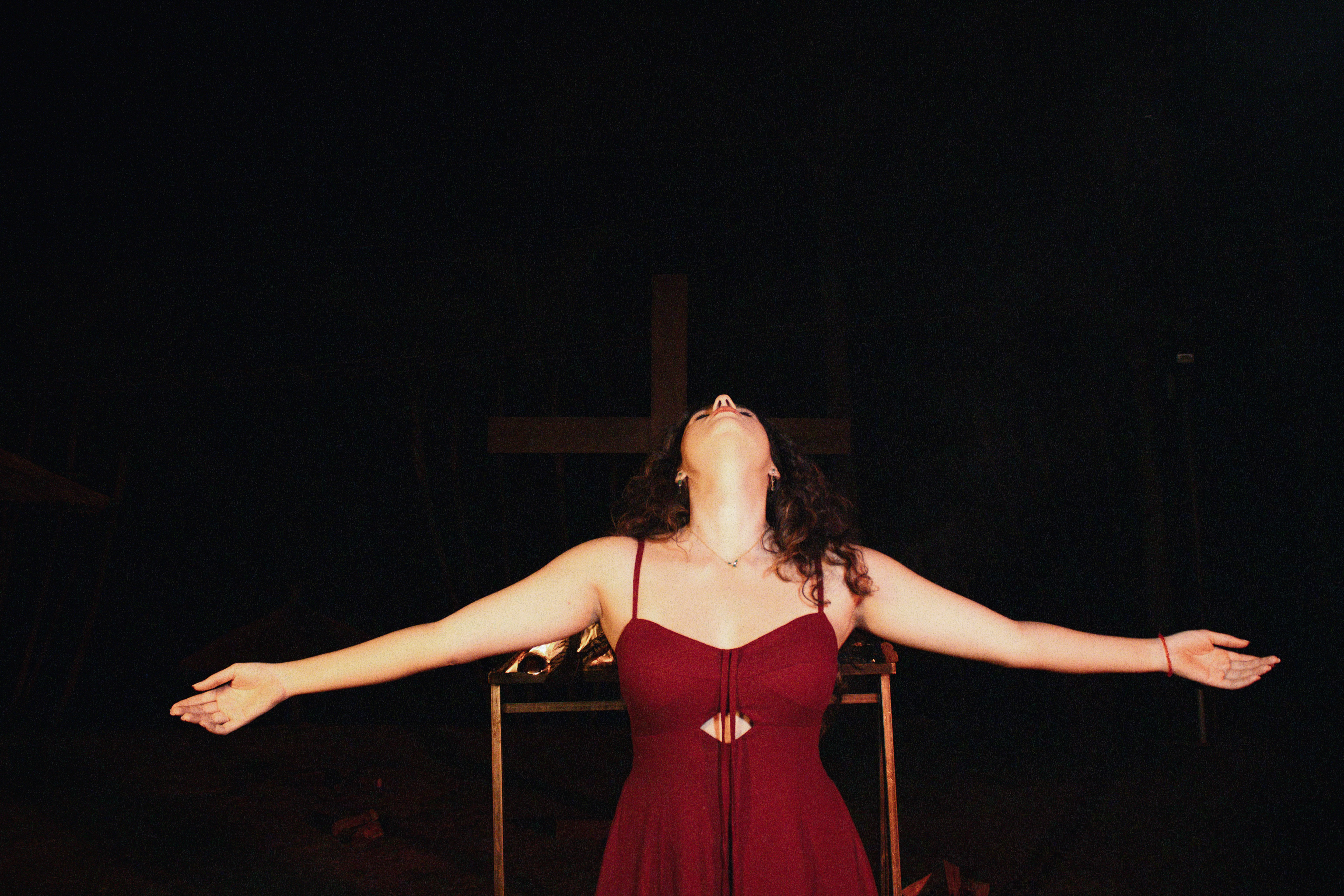 Mariana Valentina - Clipe Gethsemane, 2025
