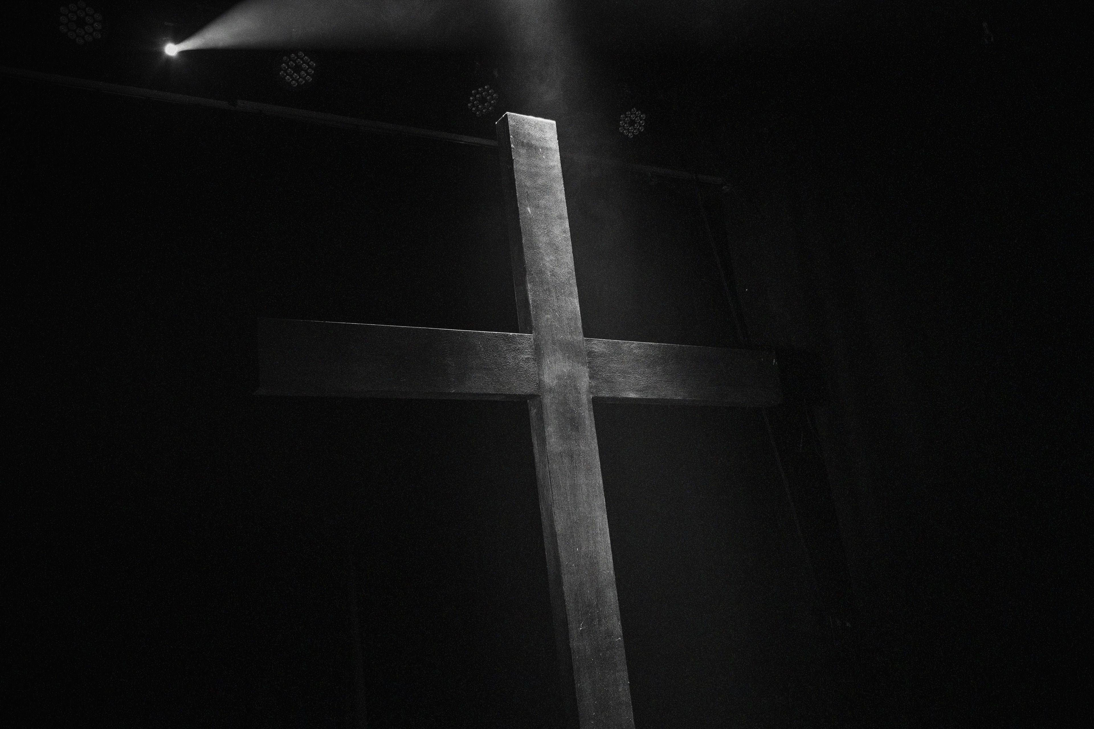 Mariana Valentina - Clipe Gethsemane, 2025