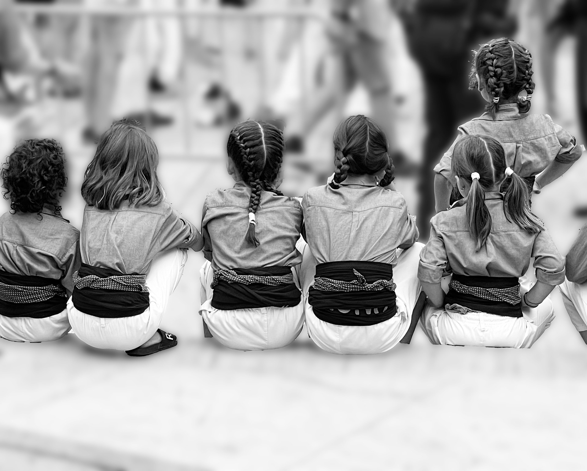 Teixint cadenes ininterrompudes de somnis.