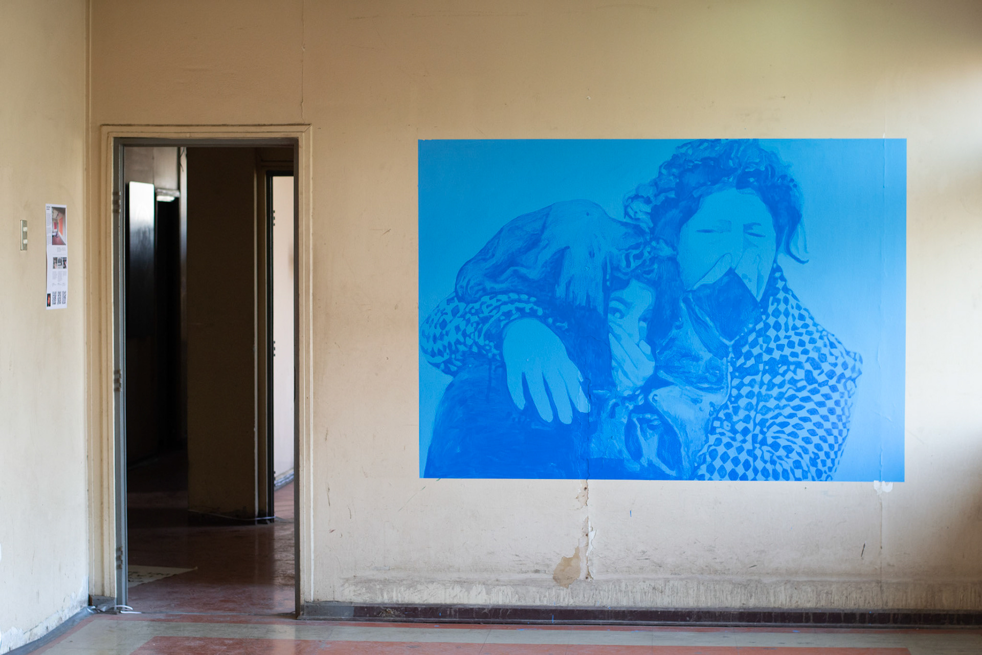 “Mural Concepción 2010”. Esmalte sobre muro, 142 x 202 cm. Contexto: Festival Periférica (2021). Ex Juzgado de Pudahuel, Pudahuel, Chile.