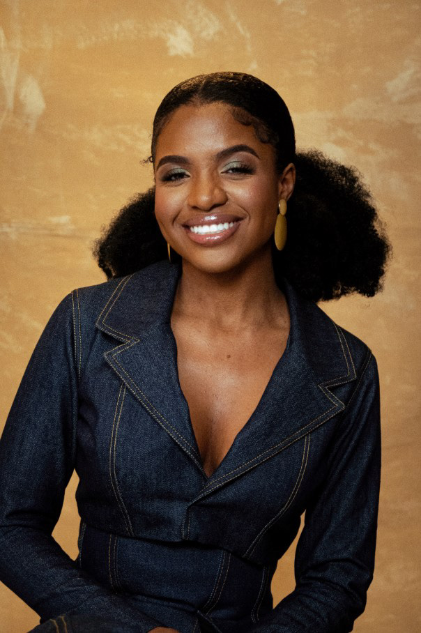 JAELL (Seamstress, 80K+ Followers on Social Media)