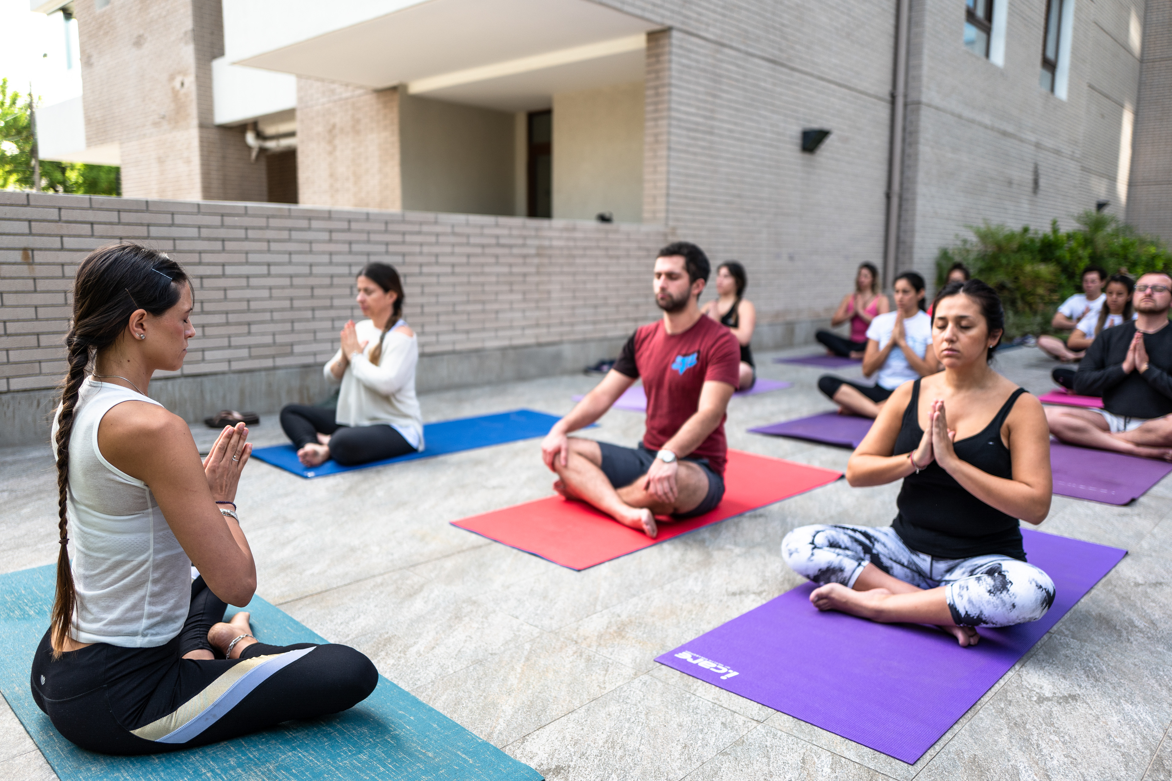 YOGA & NUTRICION | TANIA MARTI YOGA & DANIELA HERRERA NUTRI