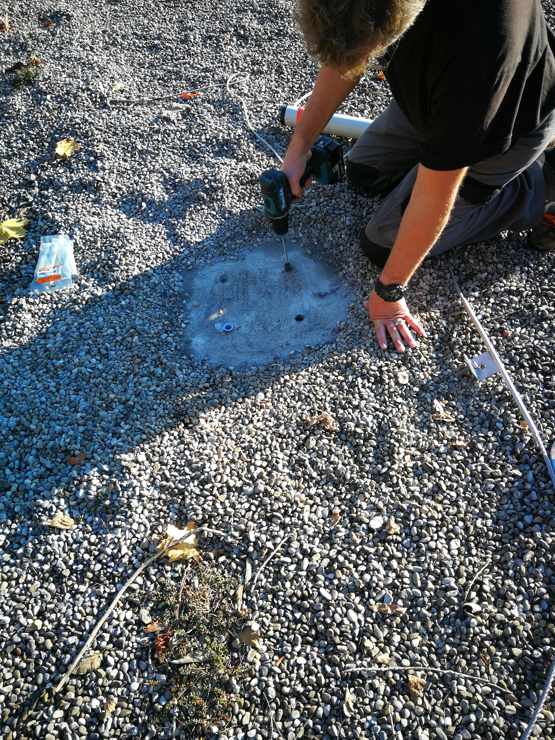Soufflage, brossage, pose des tamis (présence de parpaing creux)