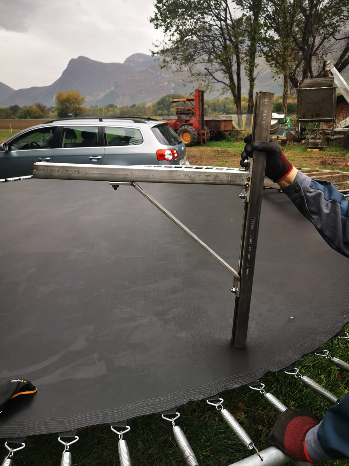 Fabrication des consoles sur mesure en atelier. Matériau inox 304L