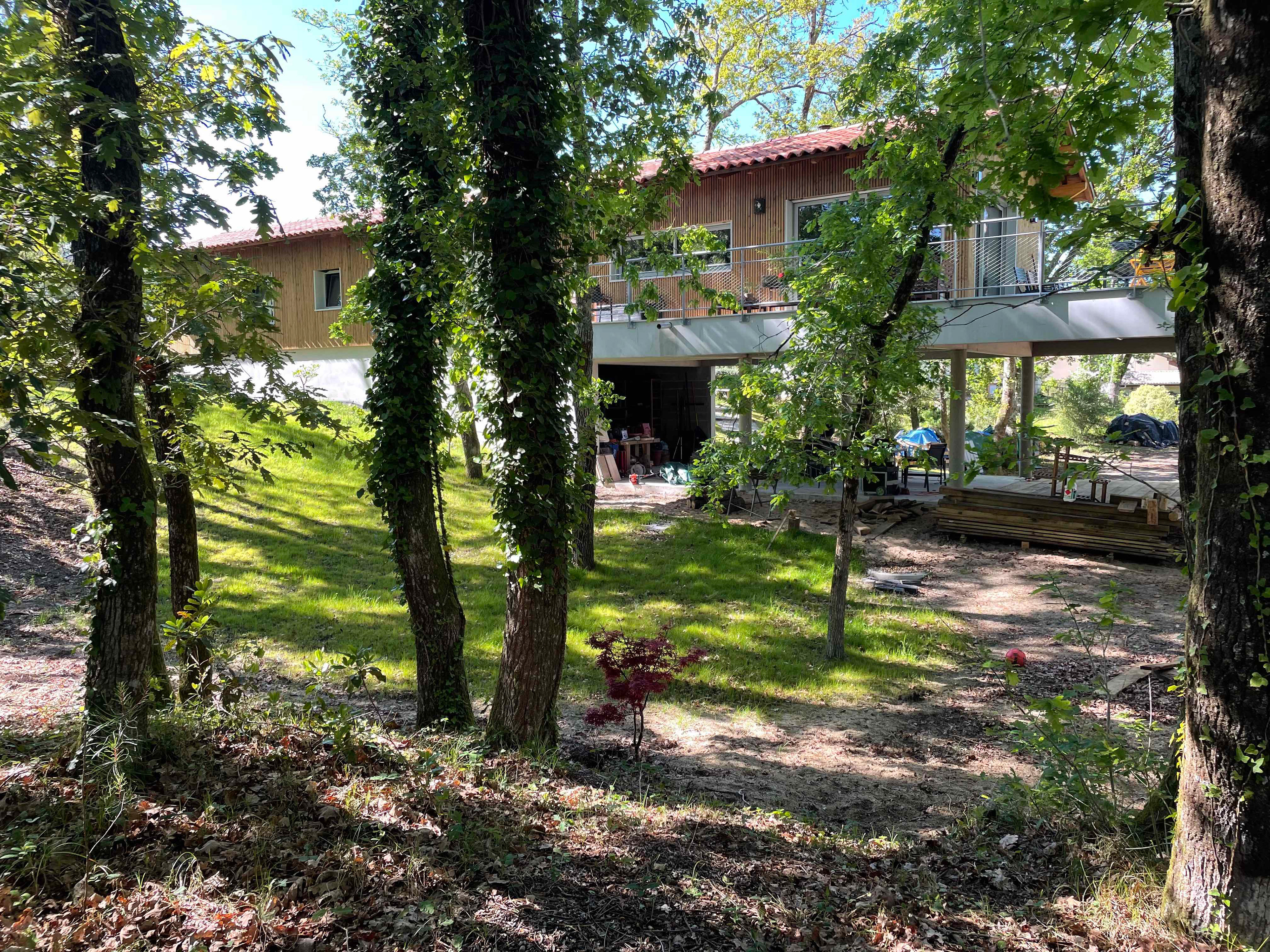 Vue depuis le sous-bois