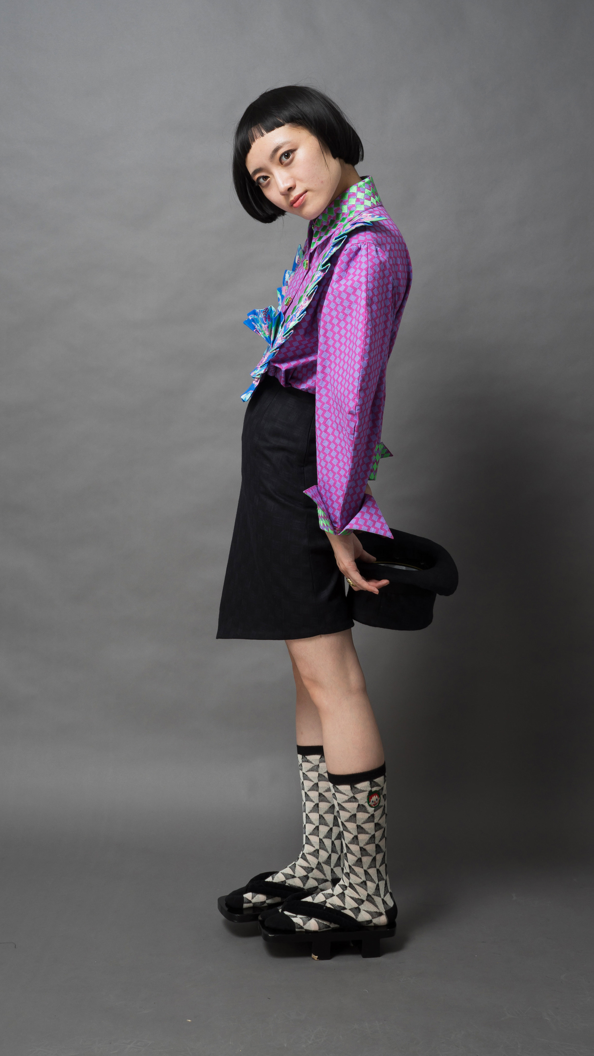 Different Angles of the LOOK II 2