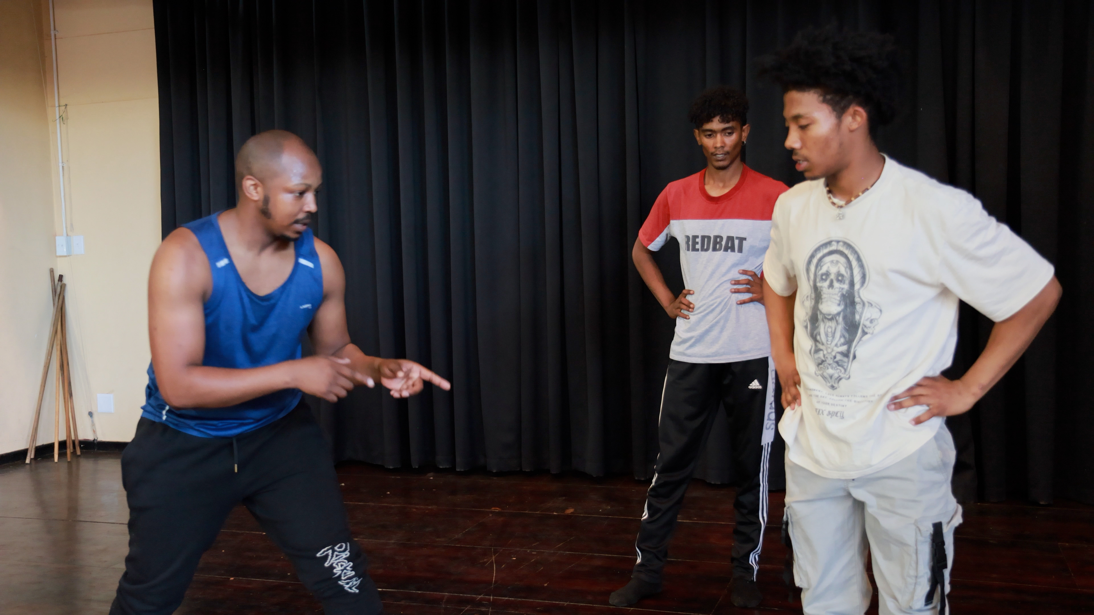 African contemporary training with Mthetheleli Dlakavu at Saxonsea Community Hall