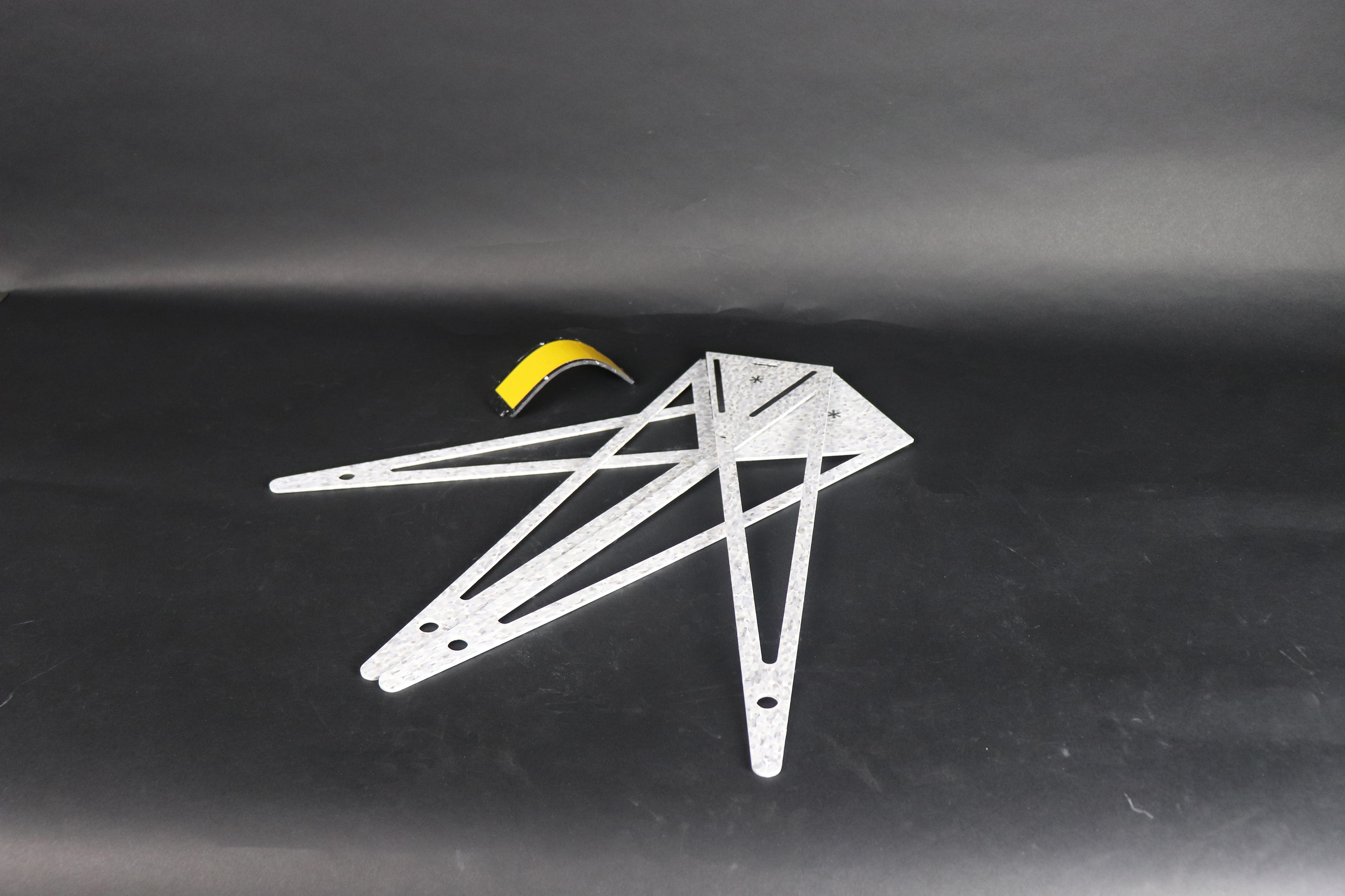 Flat-folding ability