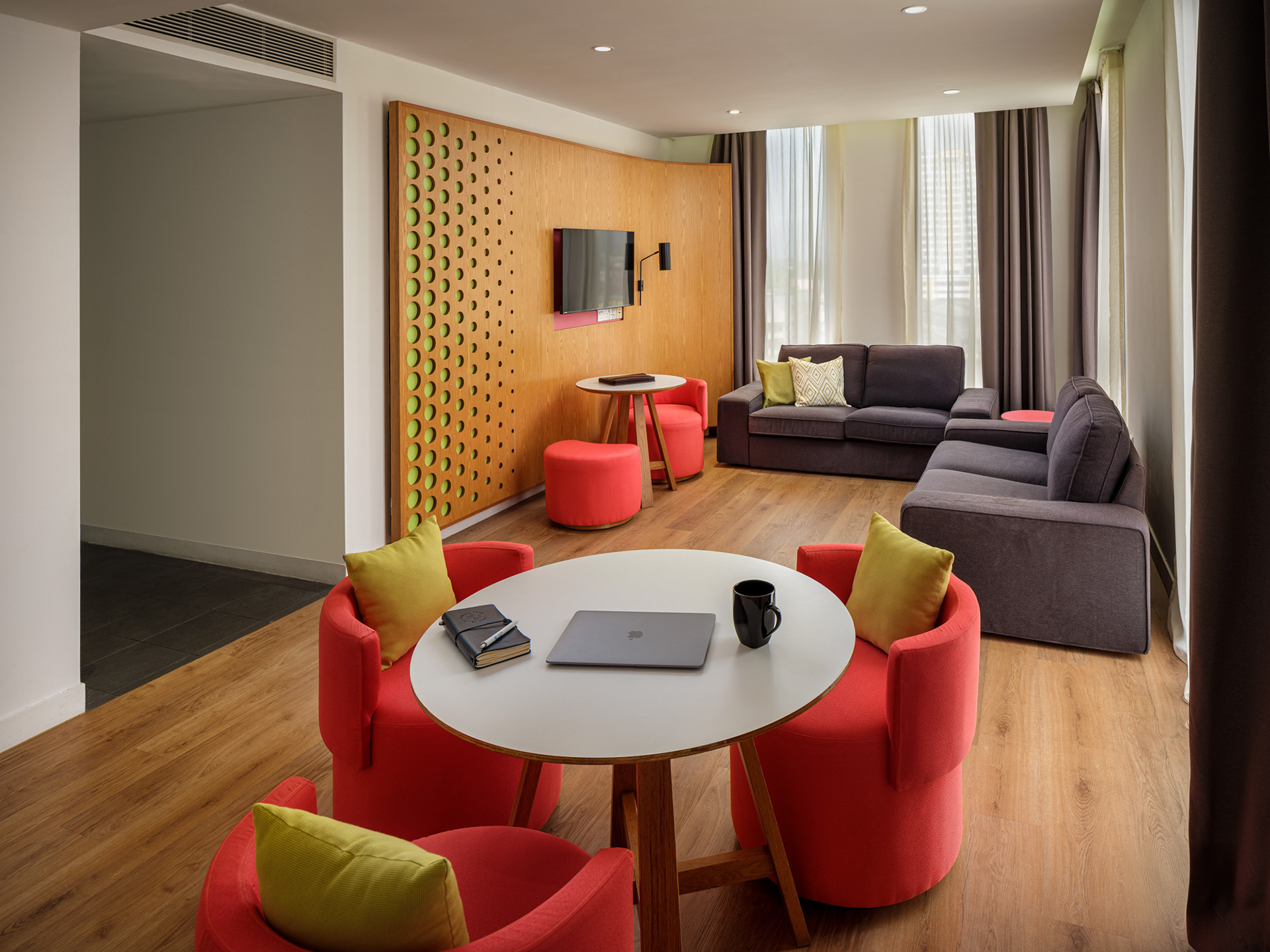 MÙ Hotel