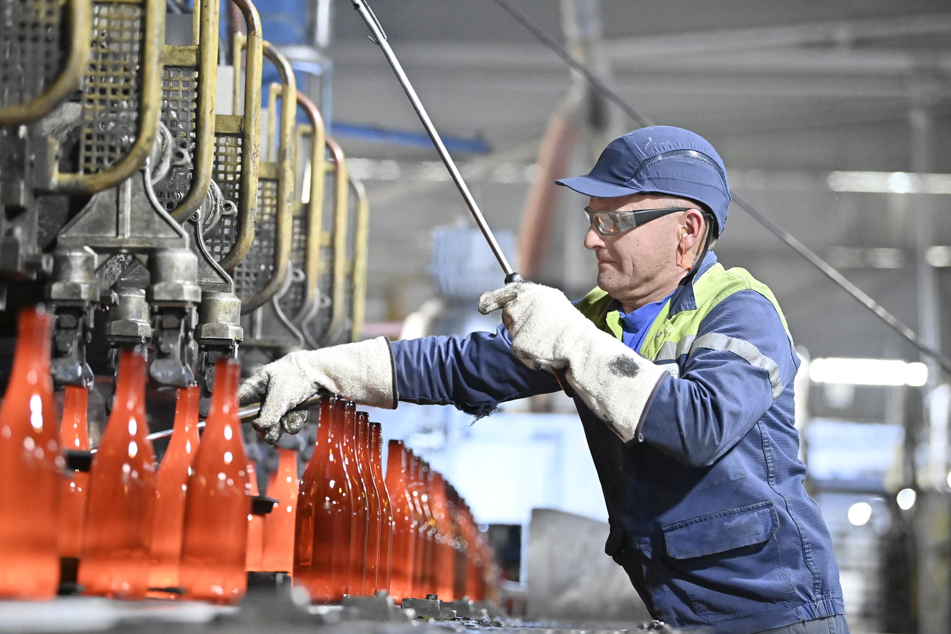 Reportage photo industriel - Usine de verrerie - Secteur secondaire. France.
