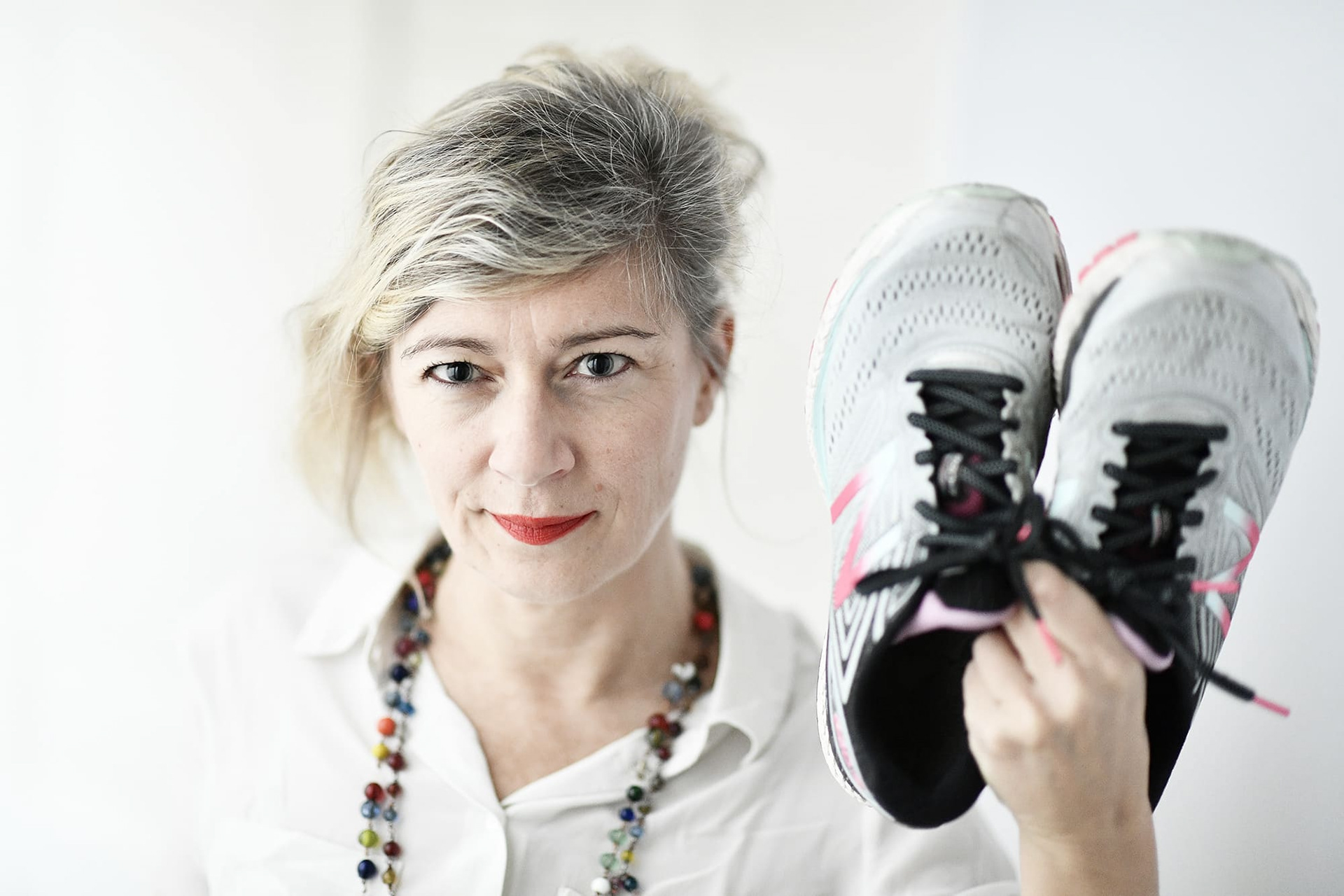 Portrait corporate en agence parisienne.