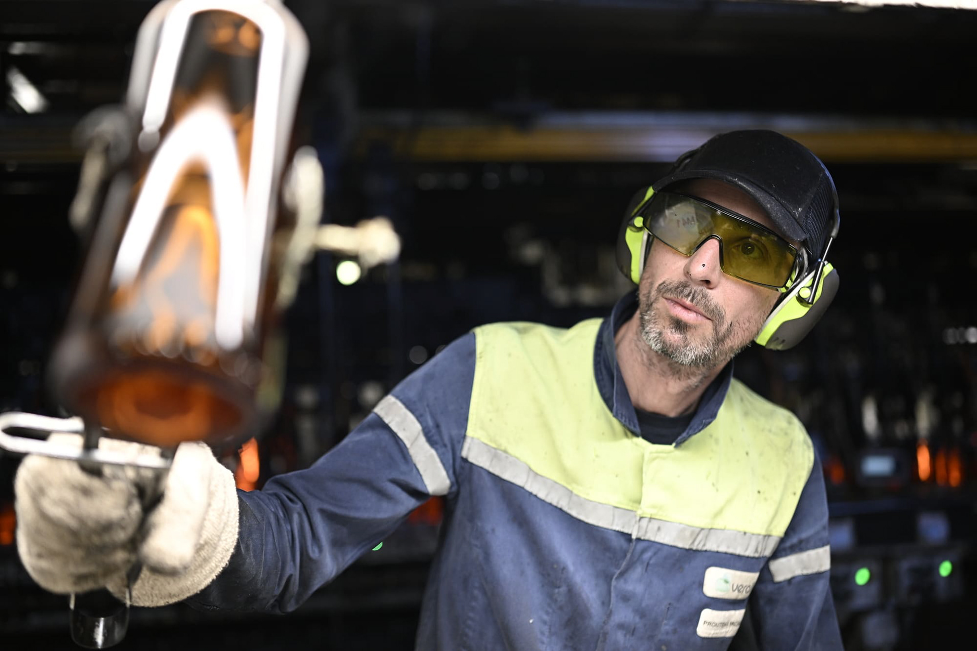 Reportage photo industriel - Usine de verrerie - Secteur secondaire. France.