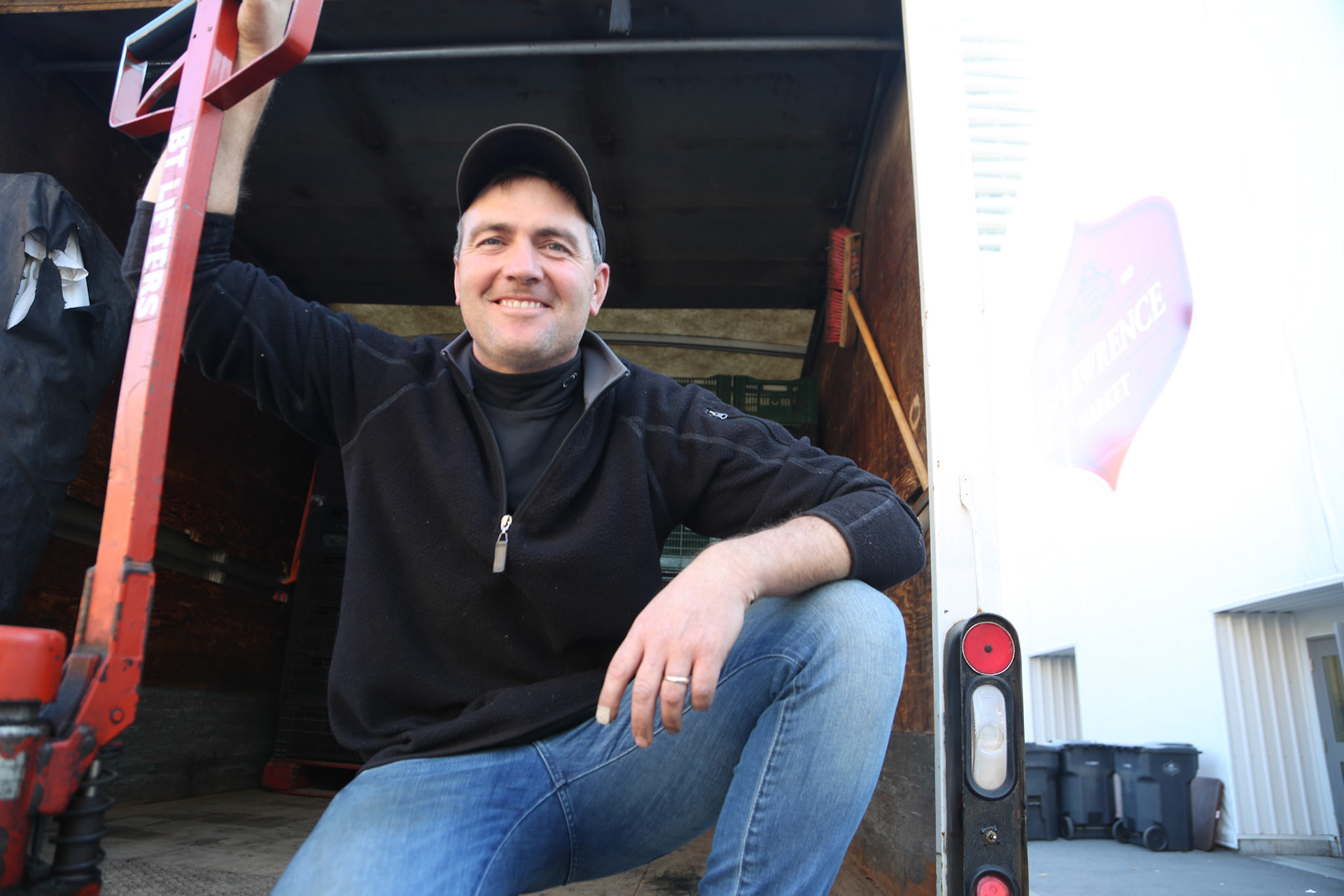 cometothemarket@gmail.com