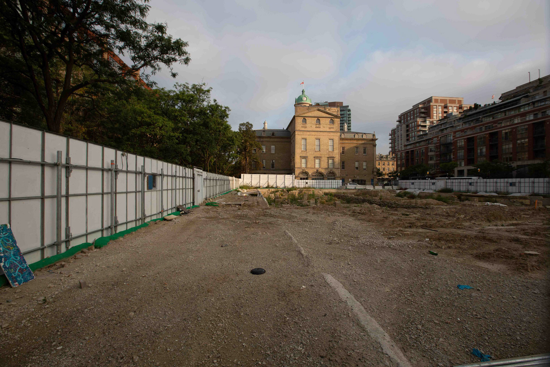 cometothemarket@gmail.com