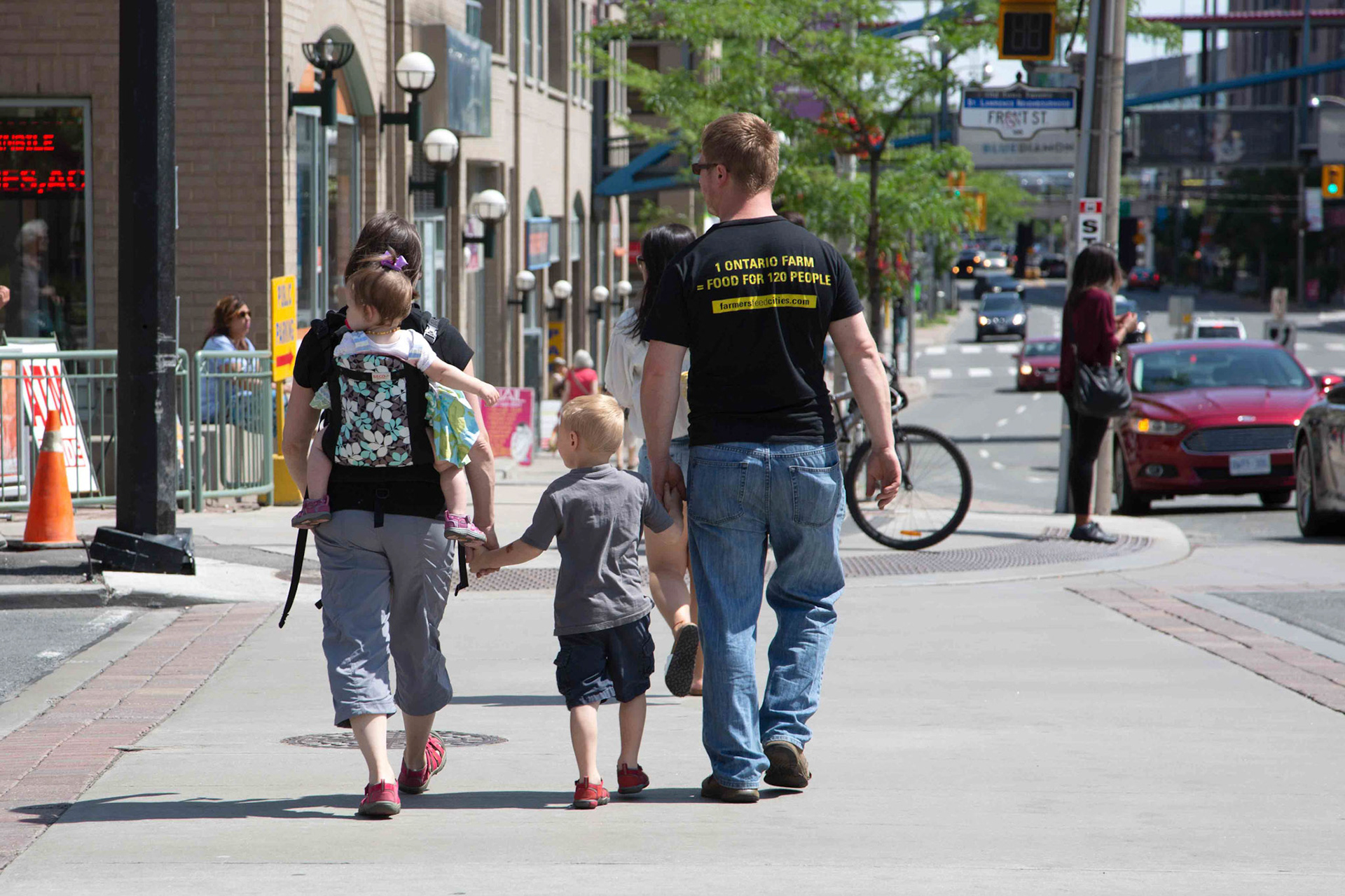 cometothemarket@gmail.com