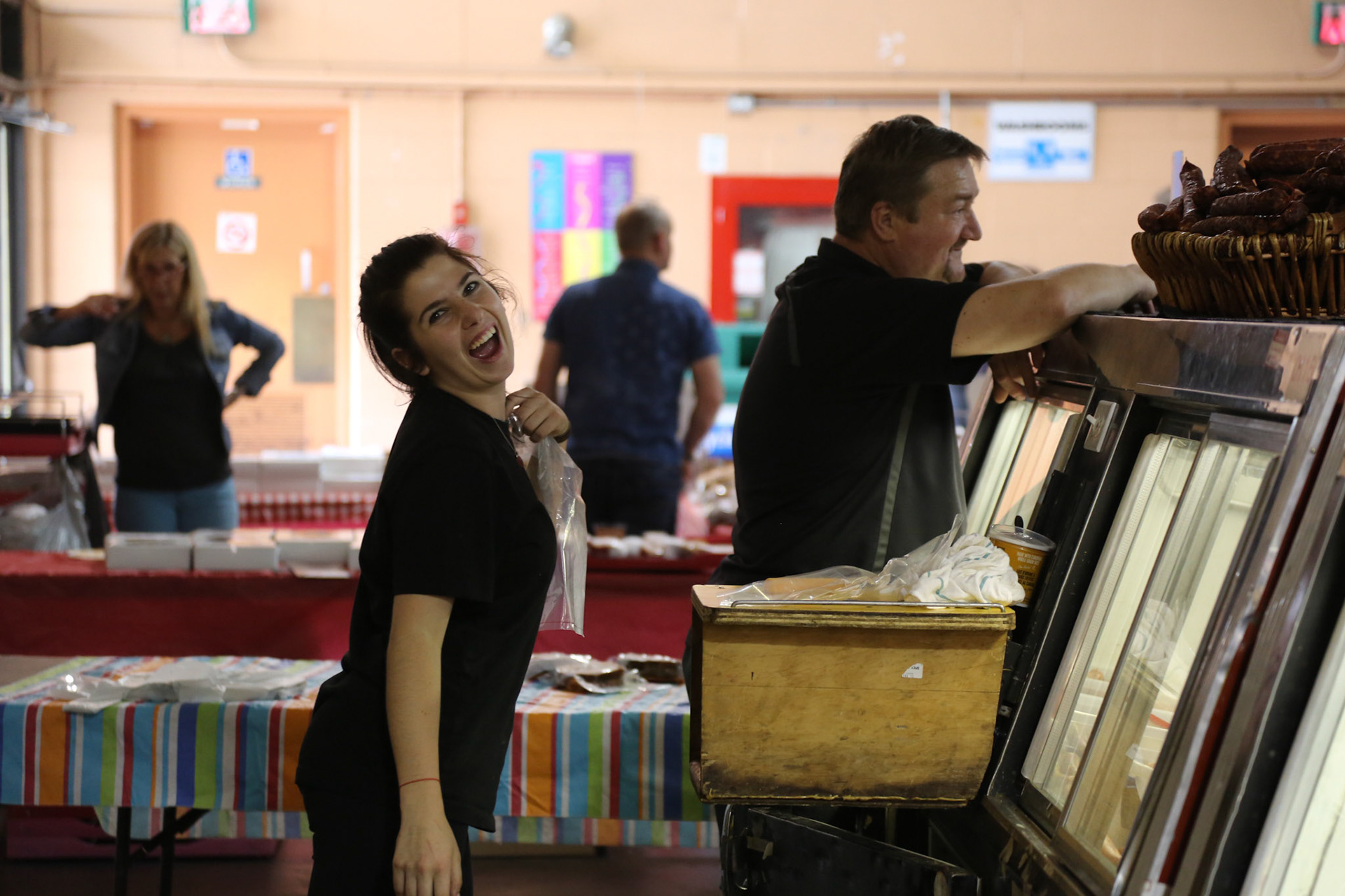 cometothemarket@gmail.com