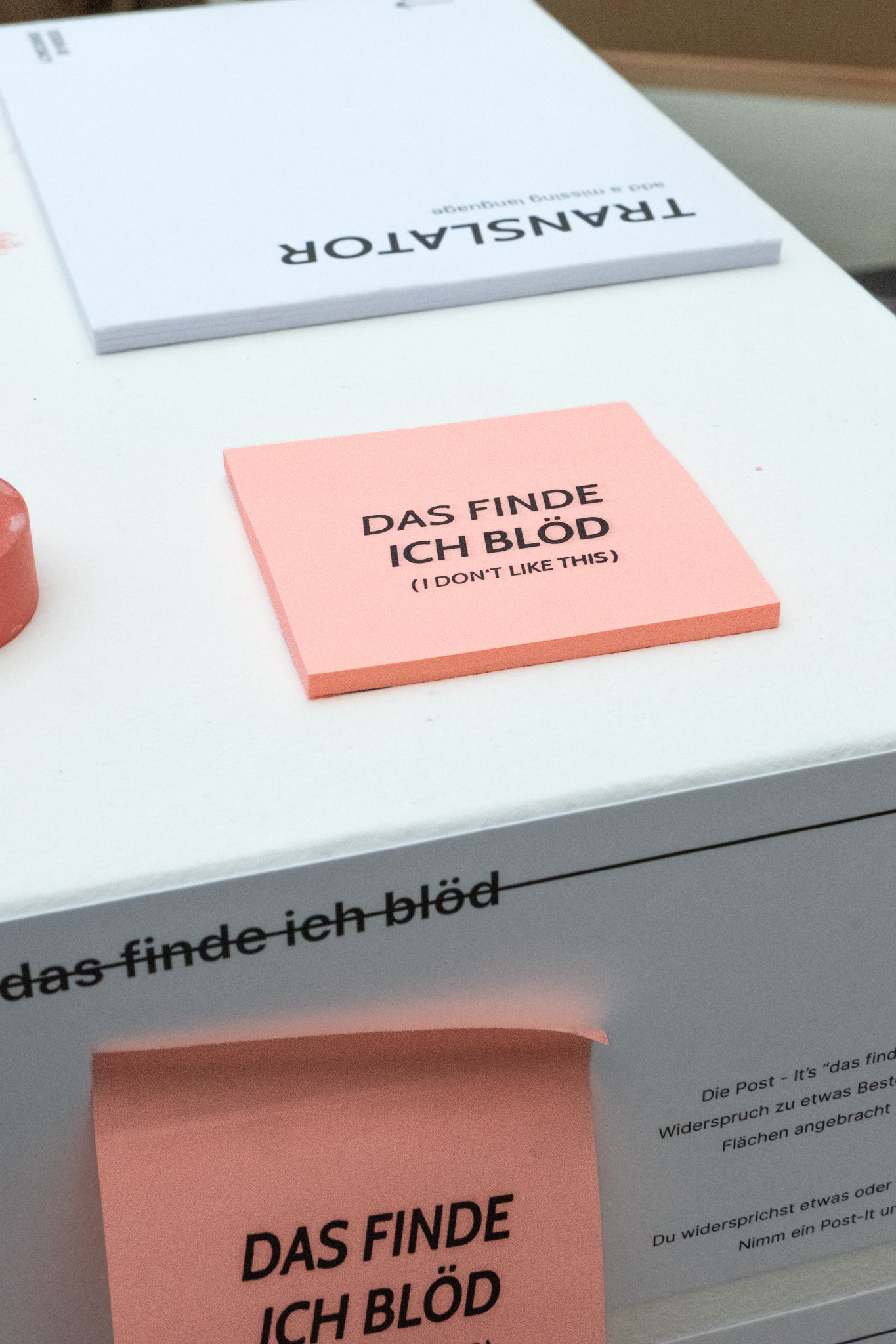 "I don't like that" - Post Its, as an invitation to attach a reminder for change.