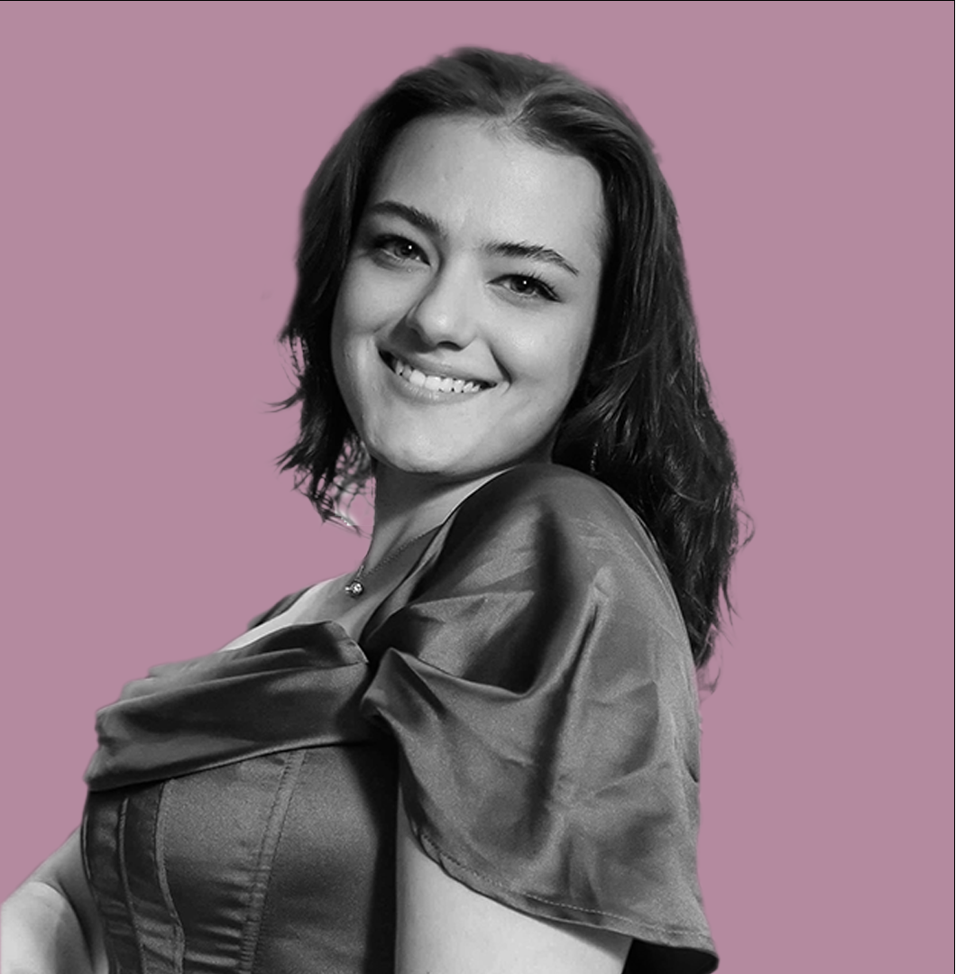 Headshot of Maeve Sheehan