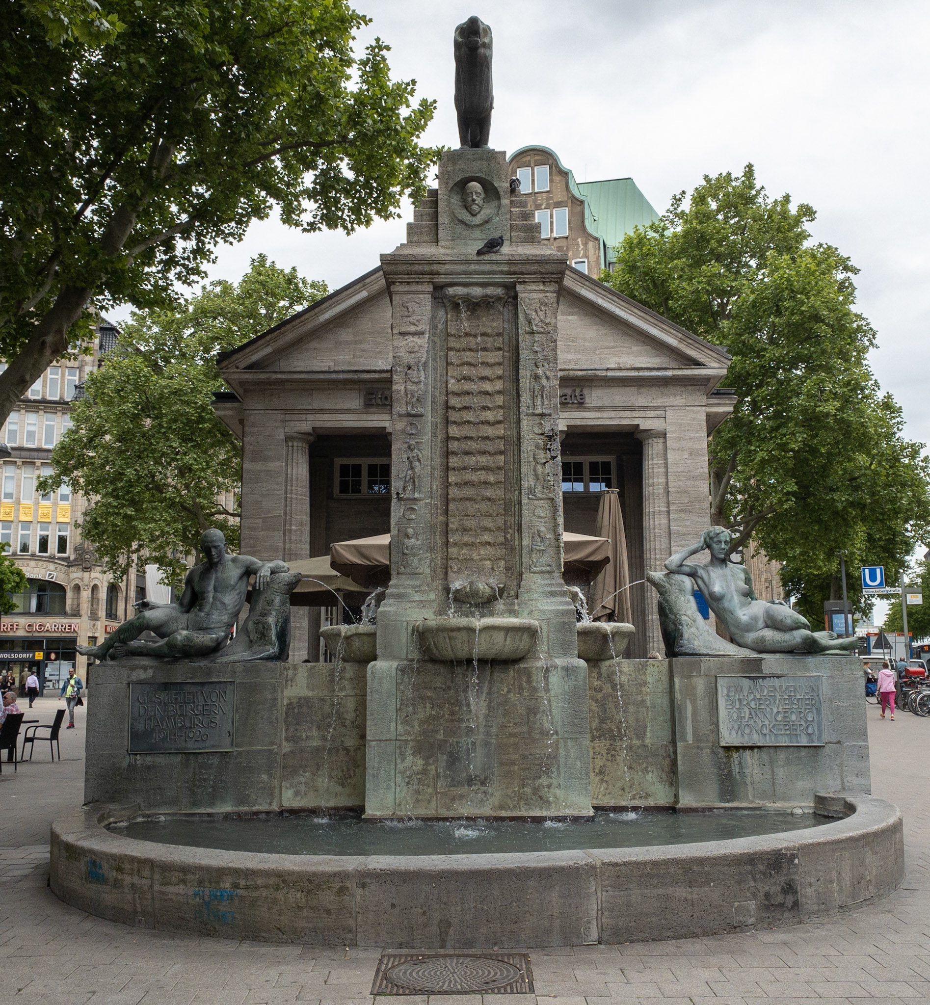 Mönckebrunnen