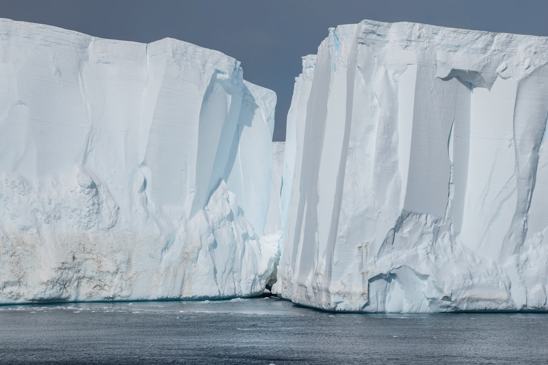 AS_Tafel14Antarktische Halbinsel:: Tafeleisberge im Weddelmeer