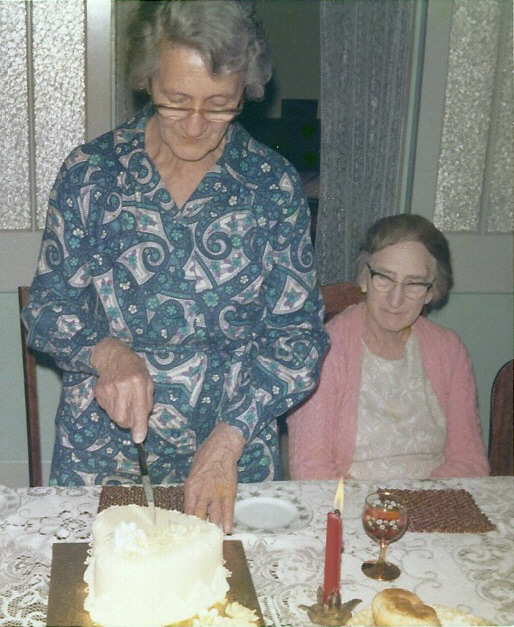 Marie (Mary, Nell's sister)