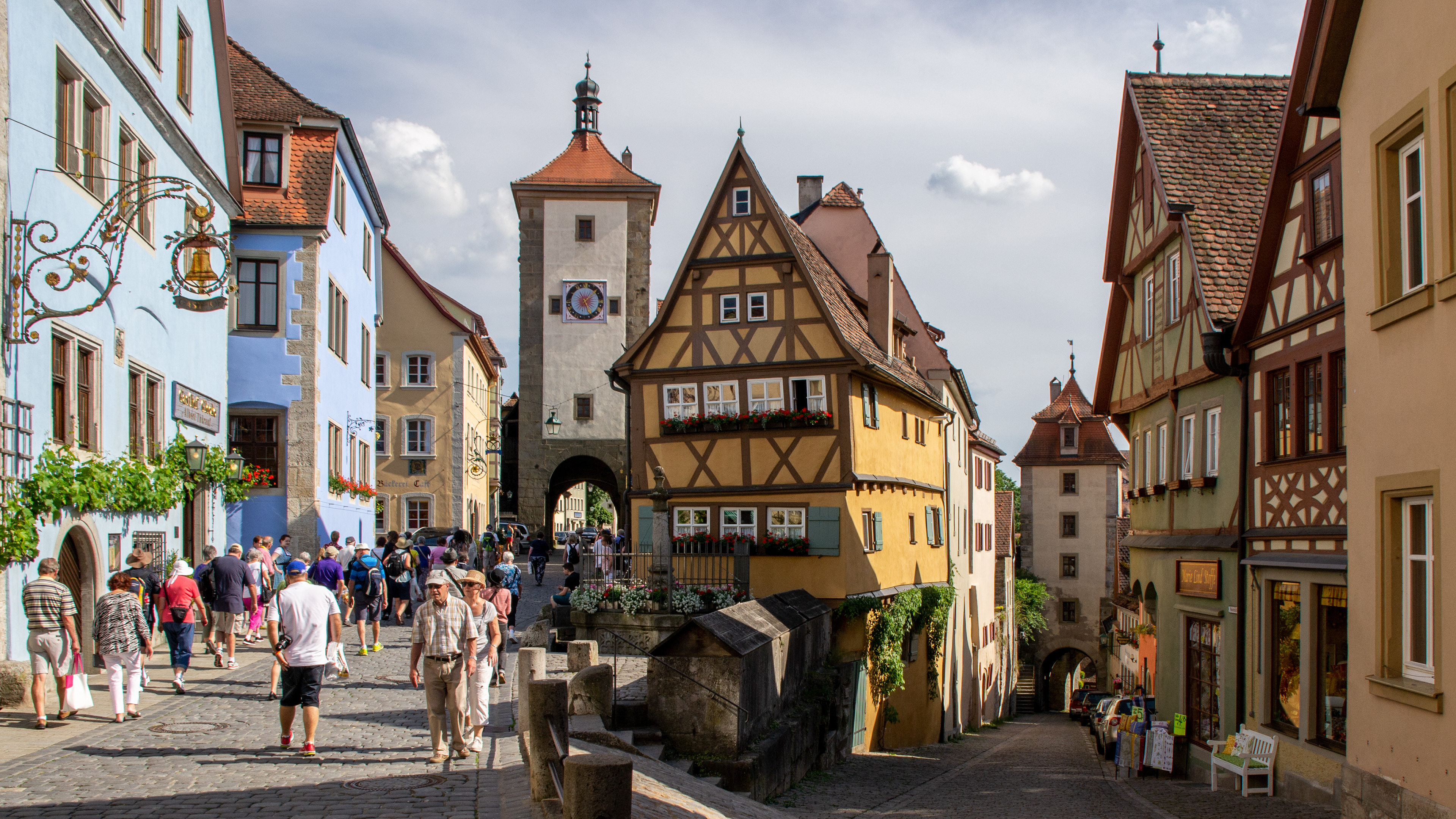 Plönlein with Kobolzeller Steige and Spitalgasse, one of the most famous and most photographed locations in Rothenburg.