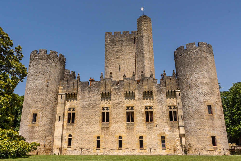 The imposing castle walls, a unique example of feudal architecture, with two fortresses within the same castle walls.