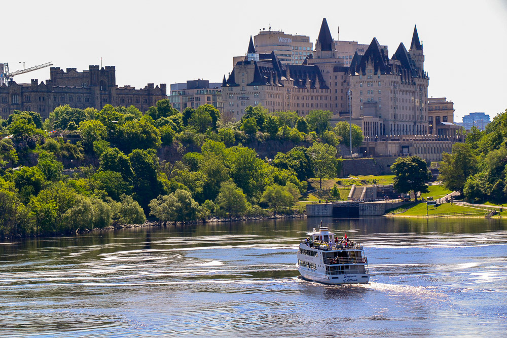 Chateau Fairmont Laurier and the Rideau Canal Locks below.