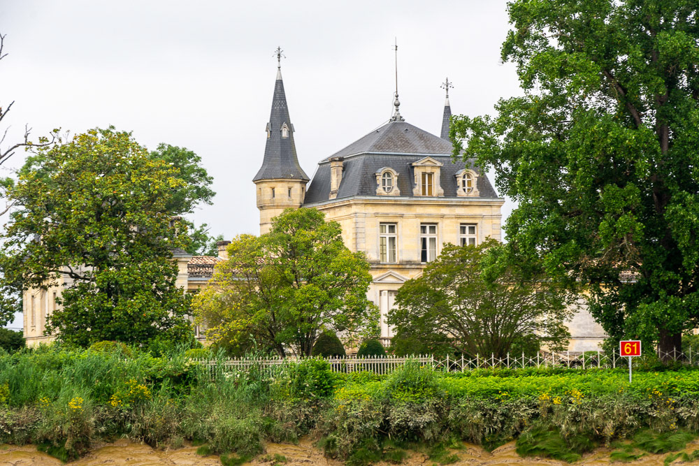 A Chateau on the banks of the Gironde as we leave Pauillac bound for Cadillac.