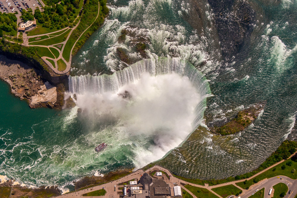 Niagra Falls, spectacular from above - wow!