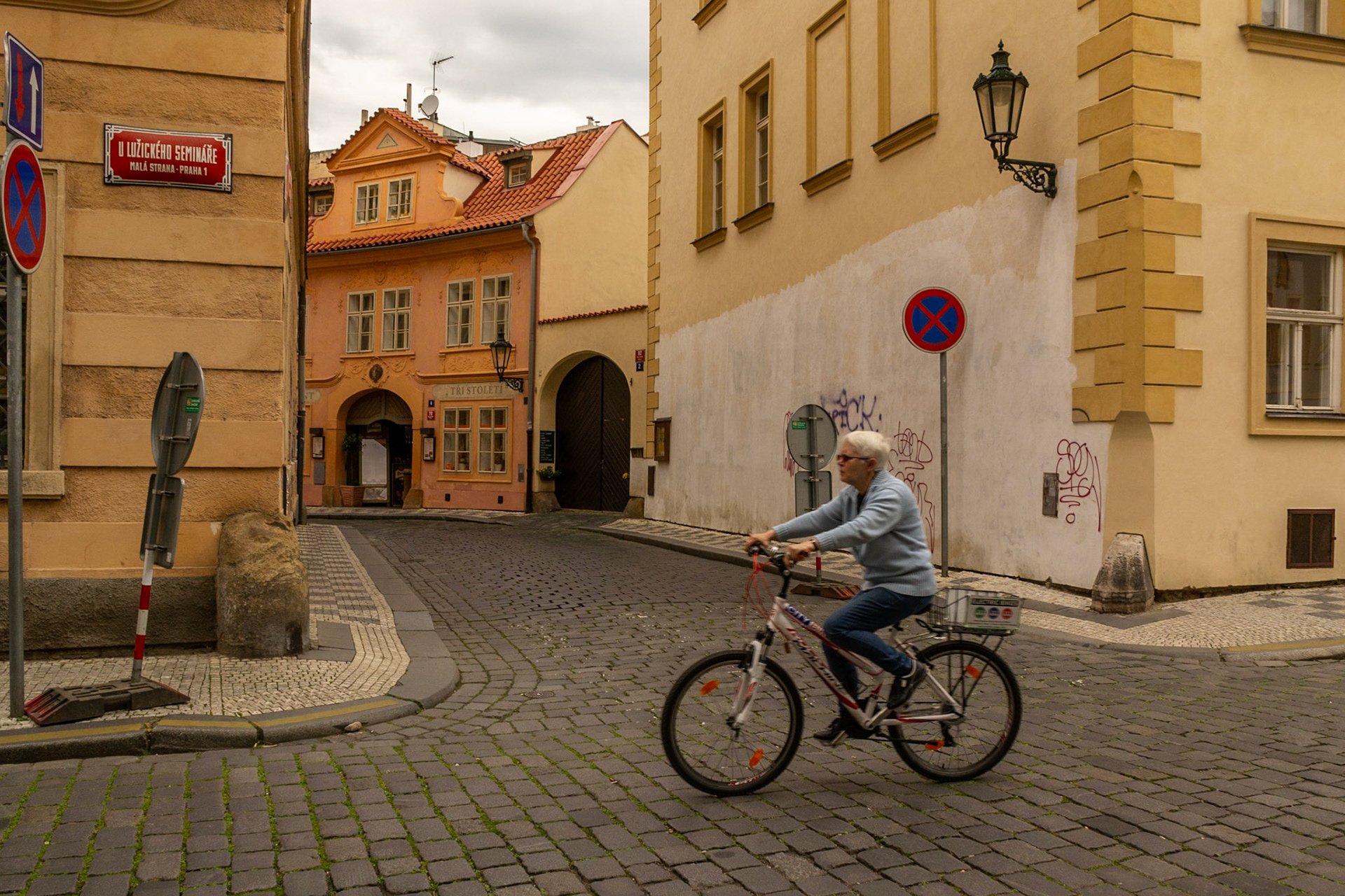 Bicycle on Mala Strana