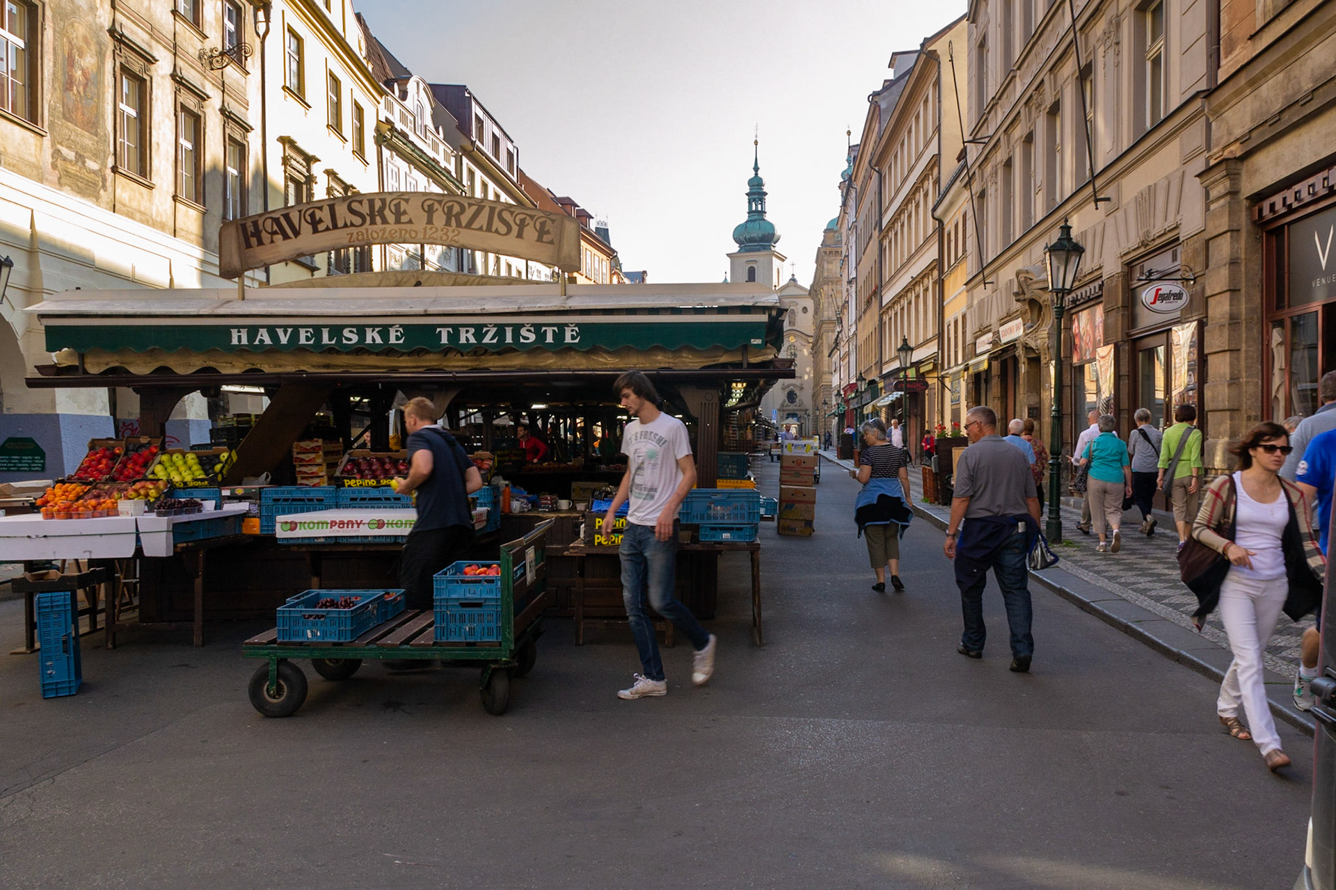 Havelský Market - The only preserved market place in Old Town dates back to 1232