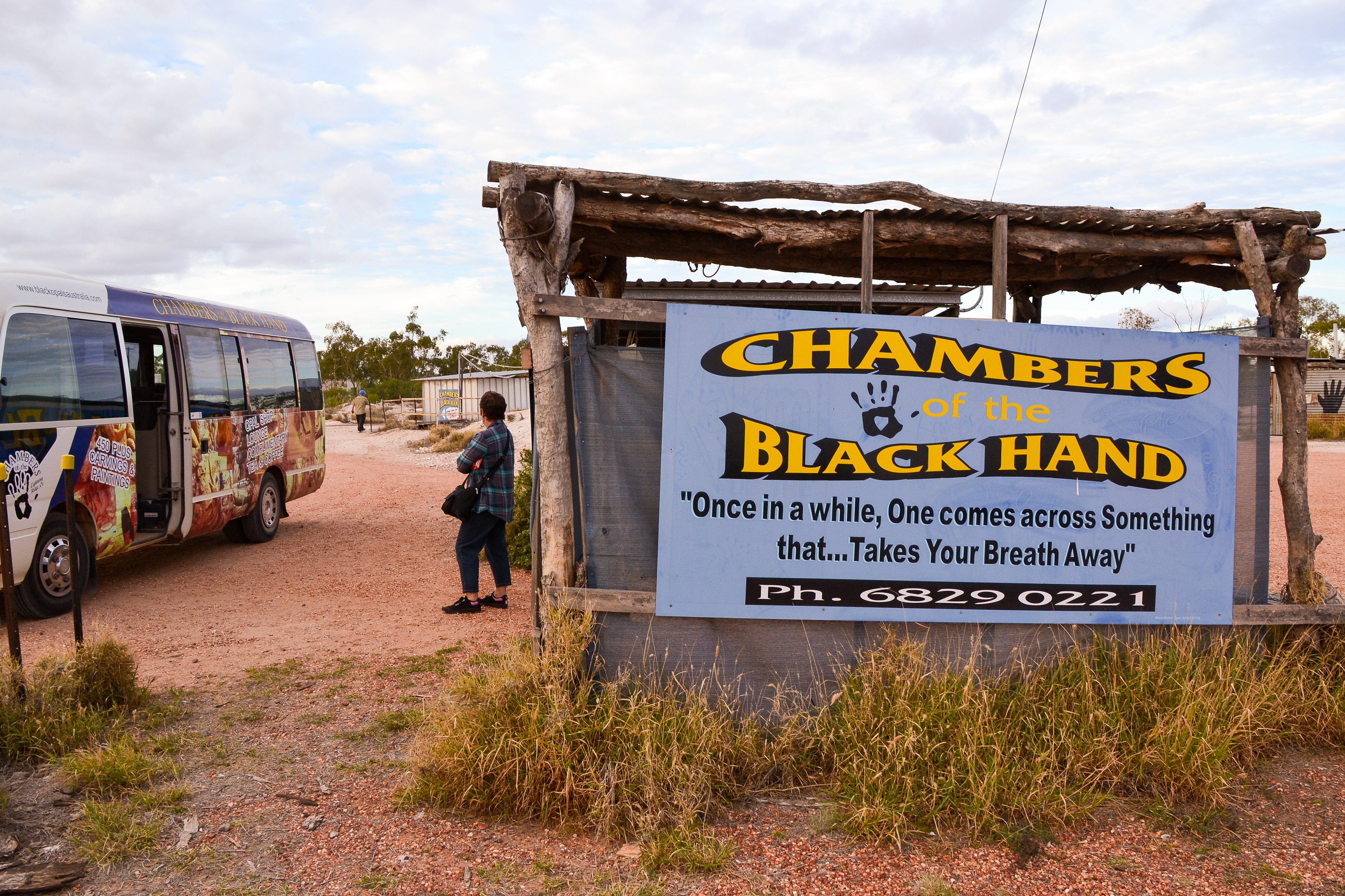 On tour to see the sights of Lightning Ridge.