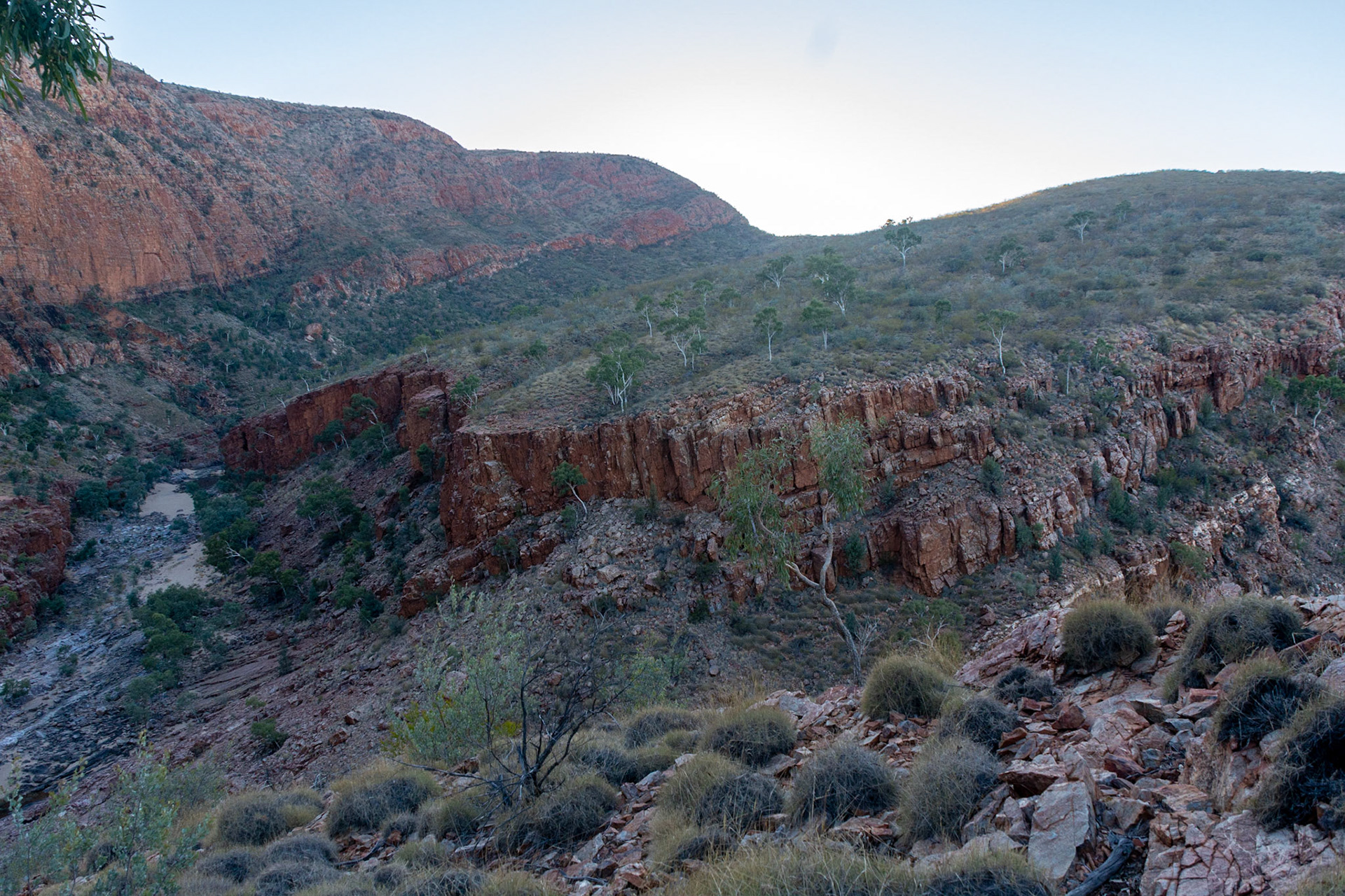 Ormiston Gorge.........looking down the gorge from the lookout