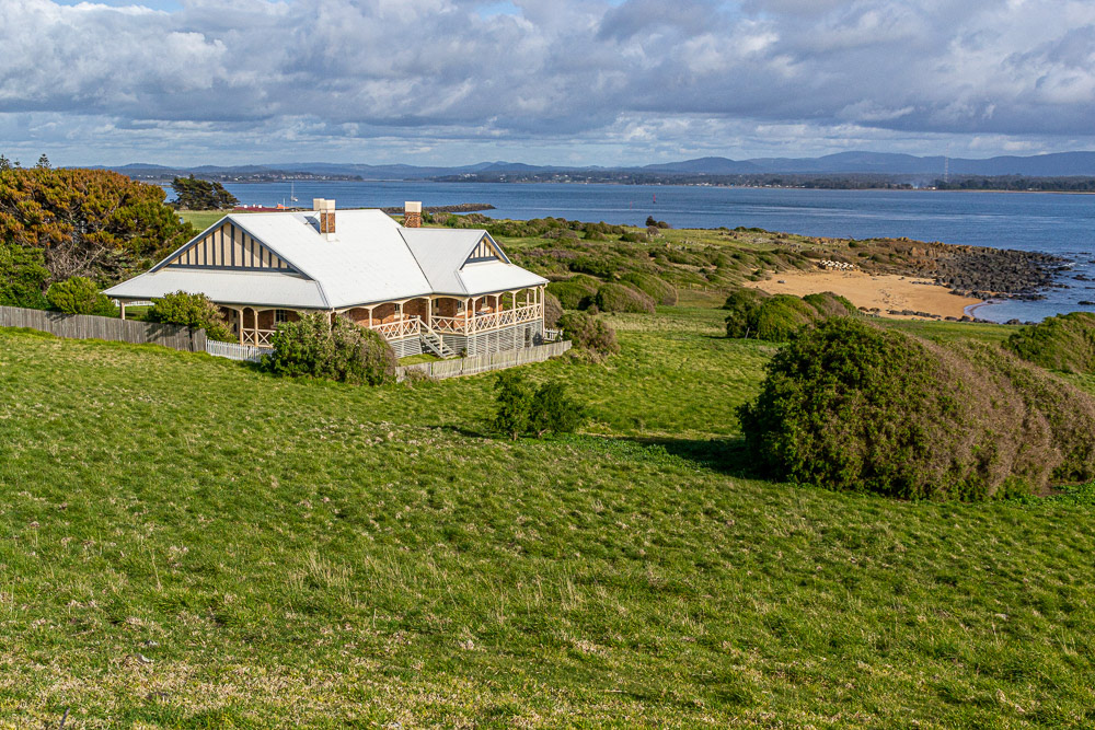 Low Head - spectacular views over the Tamar River from the Lighthouse Keepers' residence.