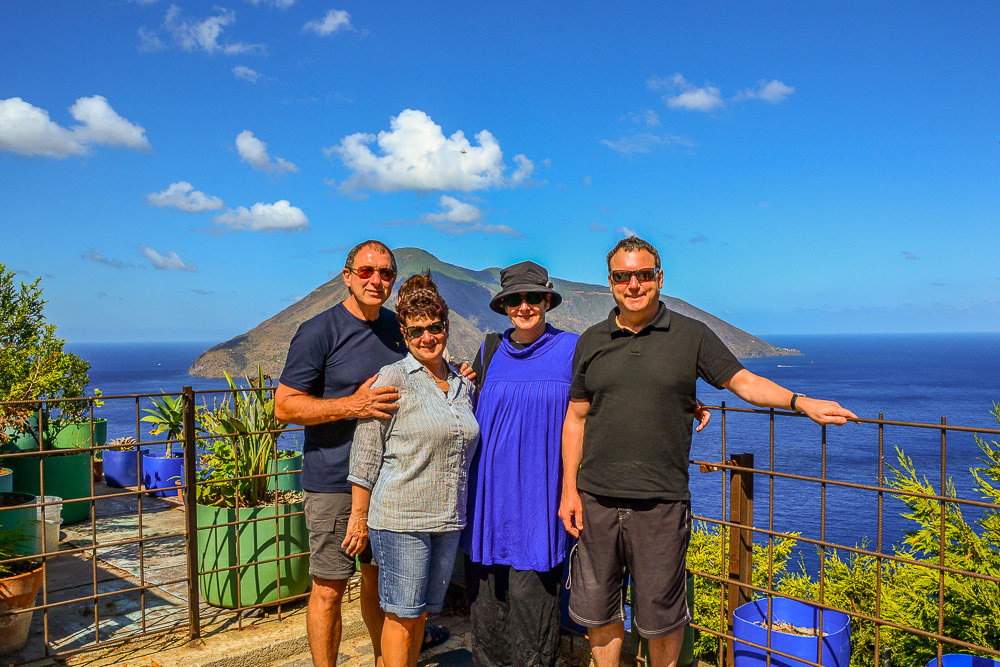 Ross, Cheryl, Leanne & Glenn with Salina in the backdrop.