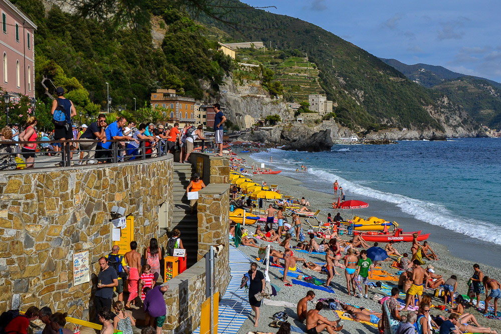 Enjoying the beach Italian style.