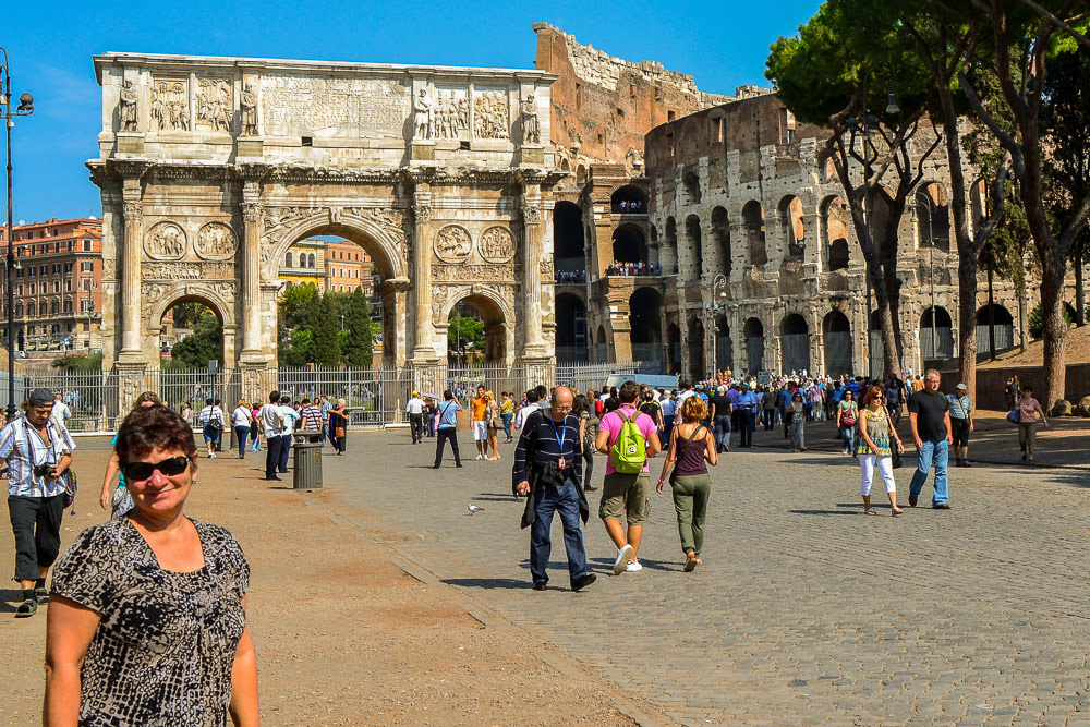 Cheryl with the Arch of Constantine in the background.
