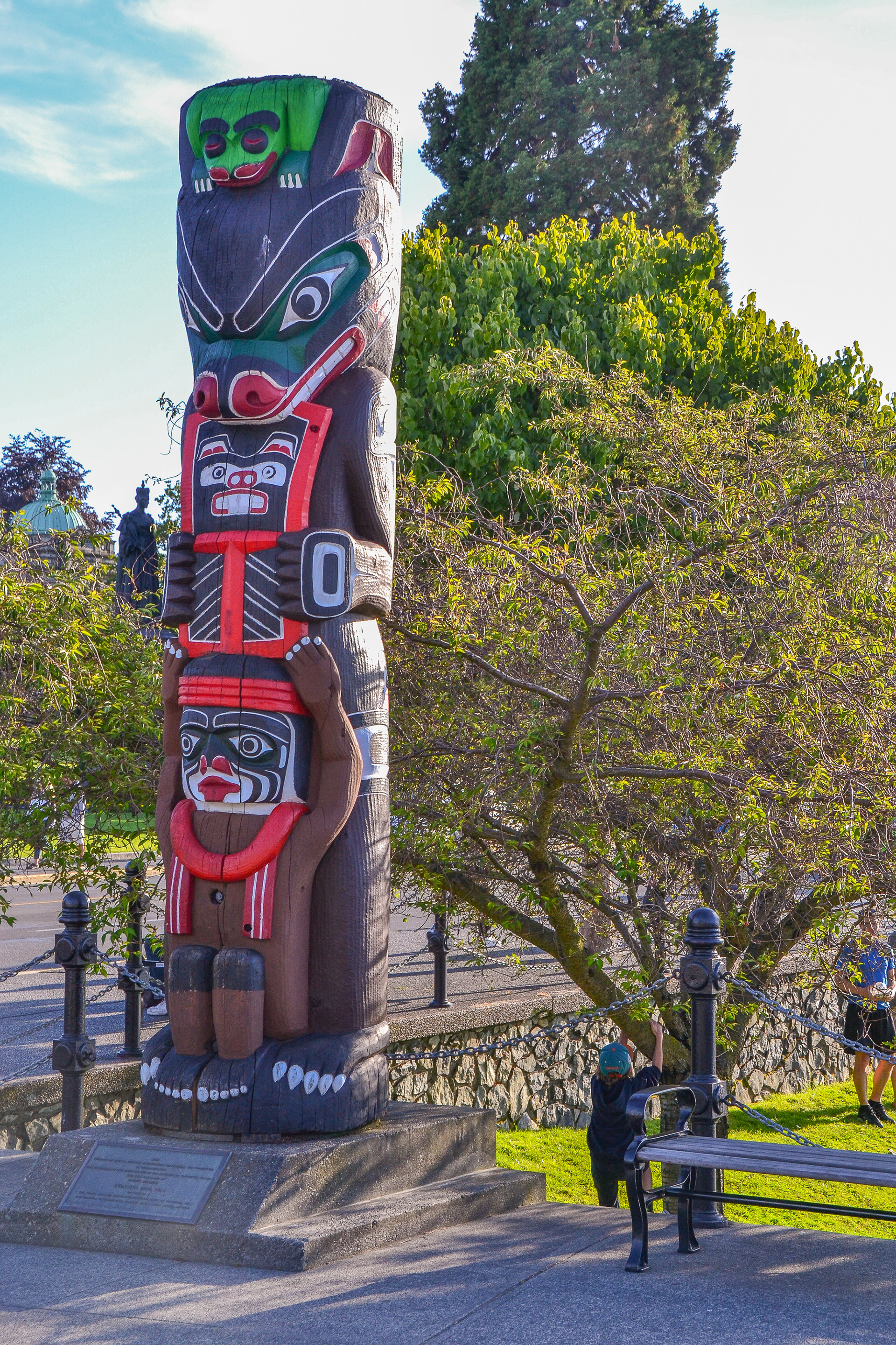 An aboriginal totem on the harbour foreshore.