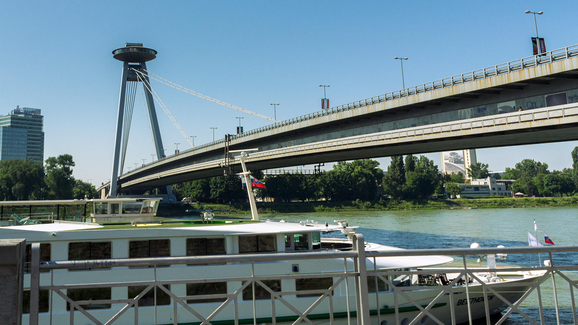Most SNP ("Bridge of the Slovak National Uprising"), commonly referred to as Most Slovenského or the UFO Bridge over the Danube.
