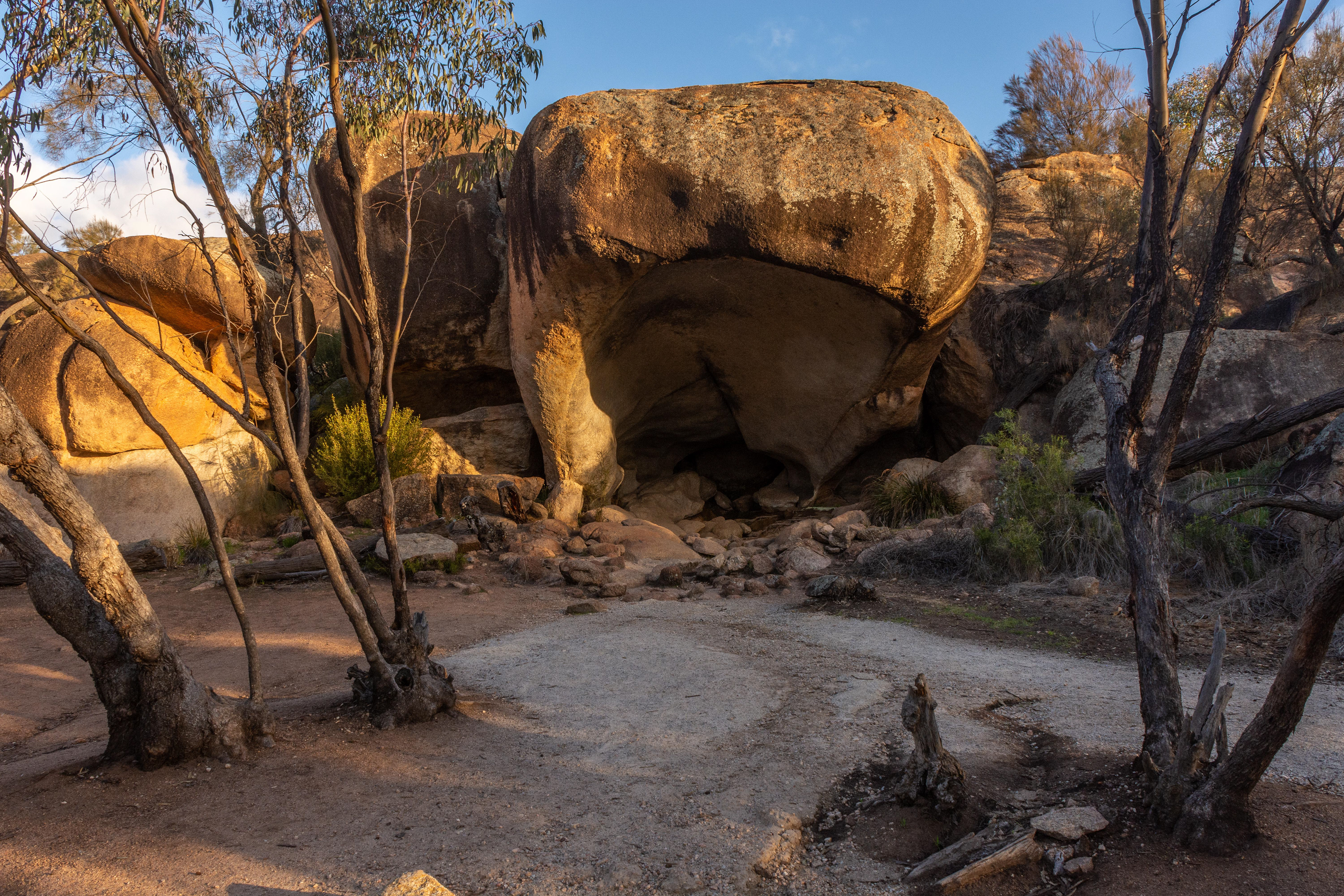 Wave Rock .... Hippo's Yawn