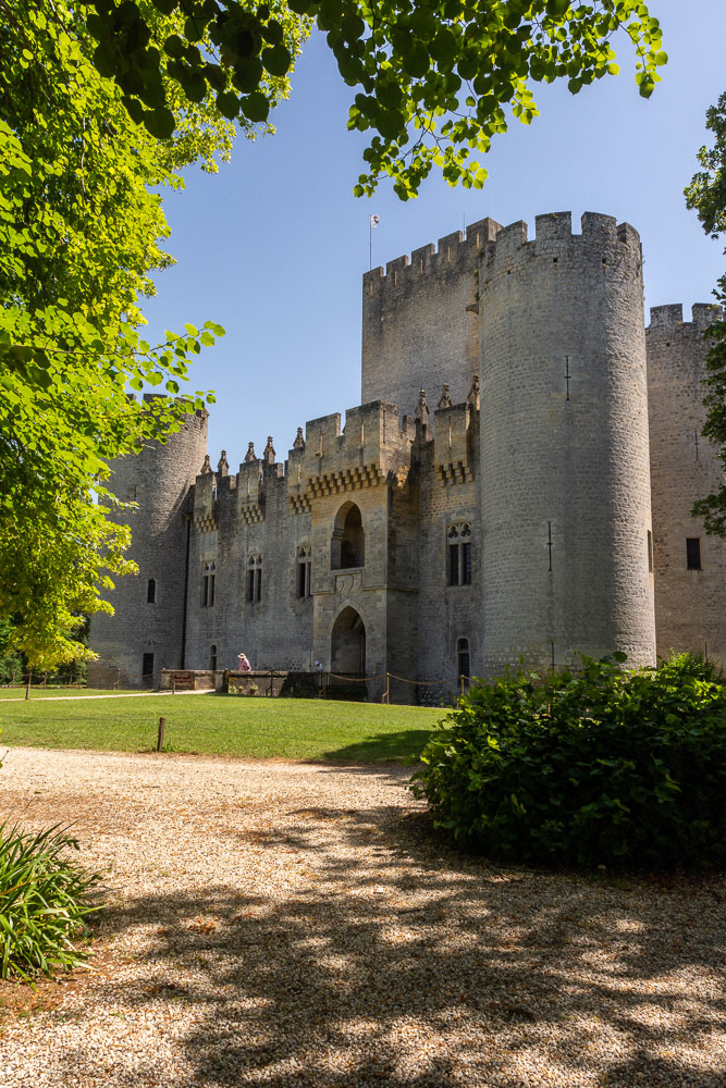 Roquetaillade castle's eastern facade.