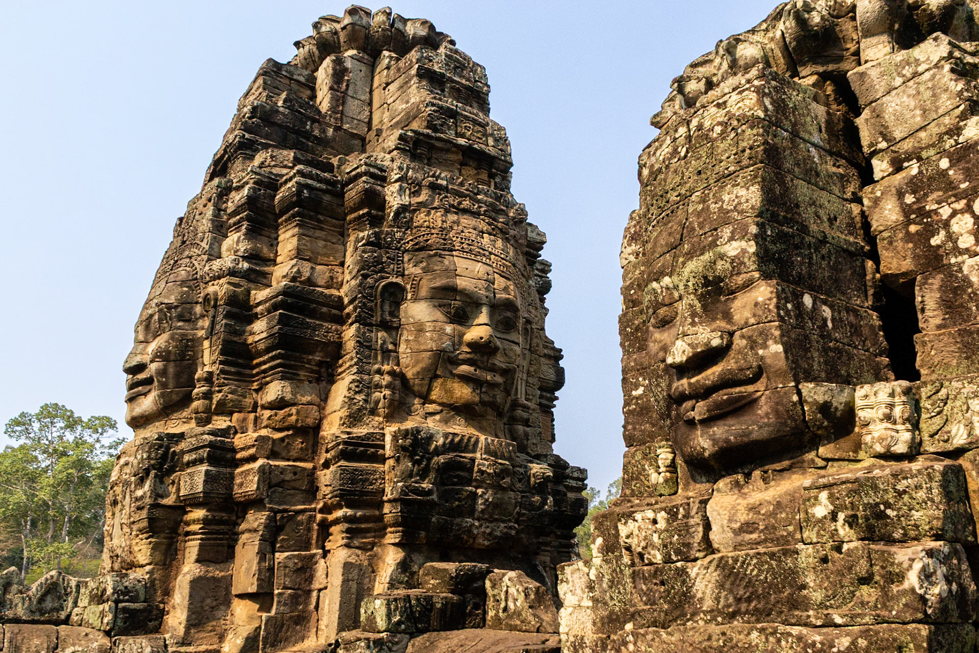 Face towers of the Bayon.