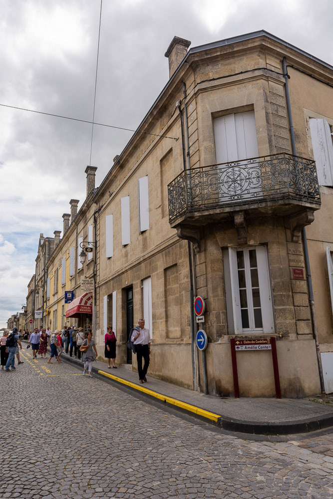 The main shopping precint attracts a crowd of tourists.