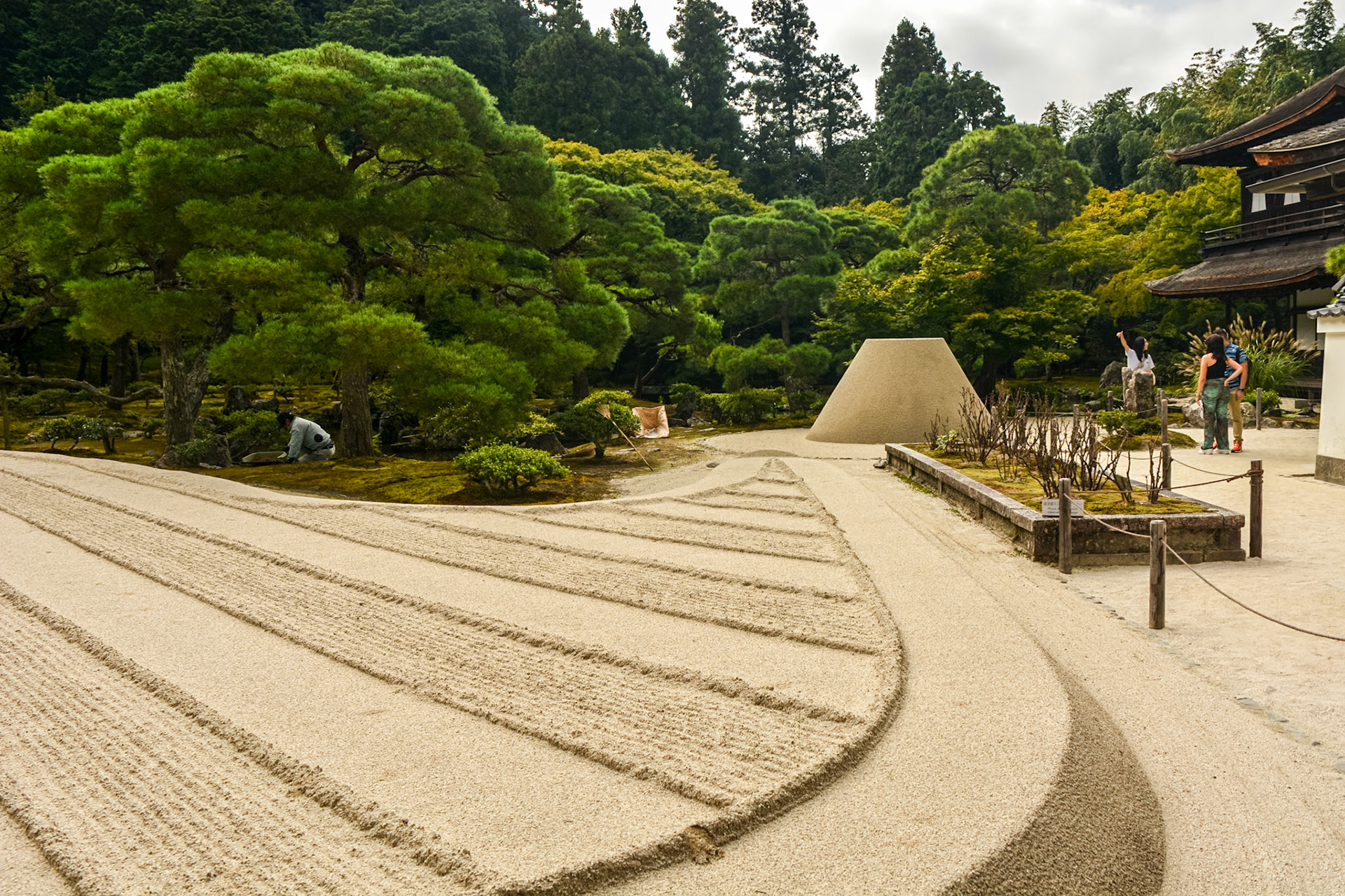 The sand garden of Ginkaku-ji, the carefully formed pile of sand said to symbolize Mount Fuji is an essential element in the garden.