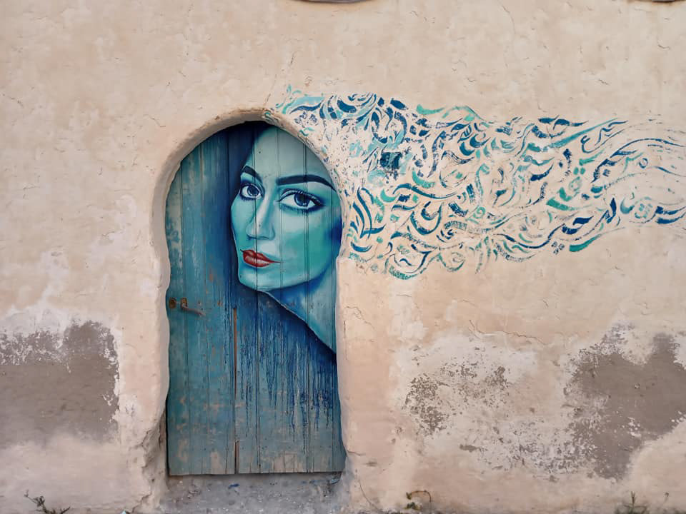 Back to the enchanting #streets of #Djerba for a breeze of freedom and #art, ornamenting islander, minimalist #walls and #doors. A promenade through an open-air gallery of #StreetArt shared with you by Yosra Chouchen