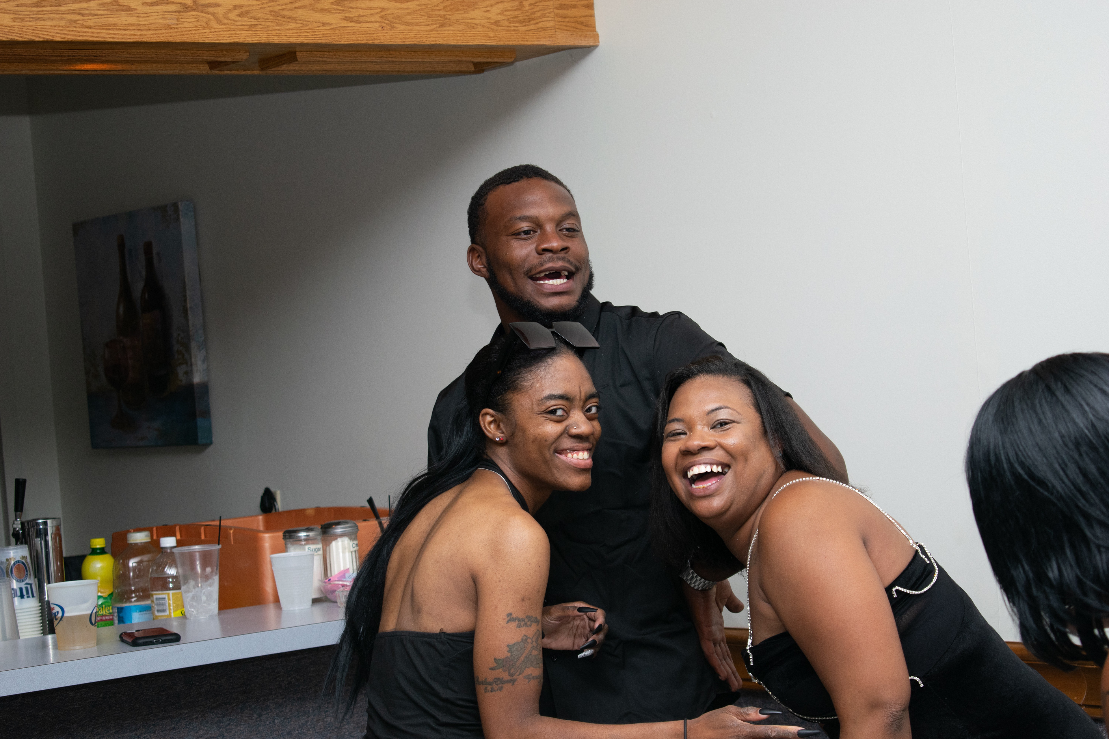CHRYSTIANA THOMAS_PARTY 04
