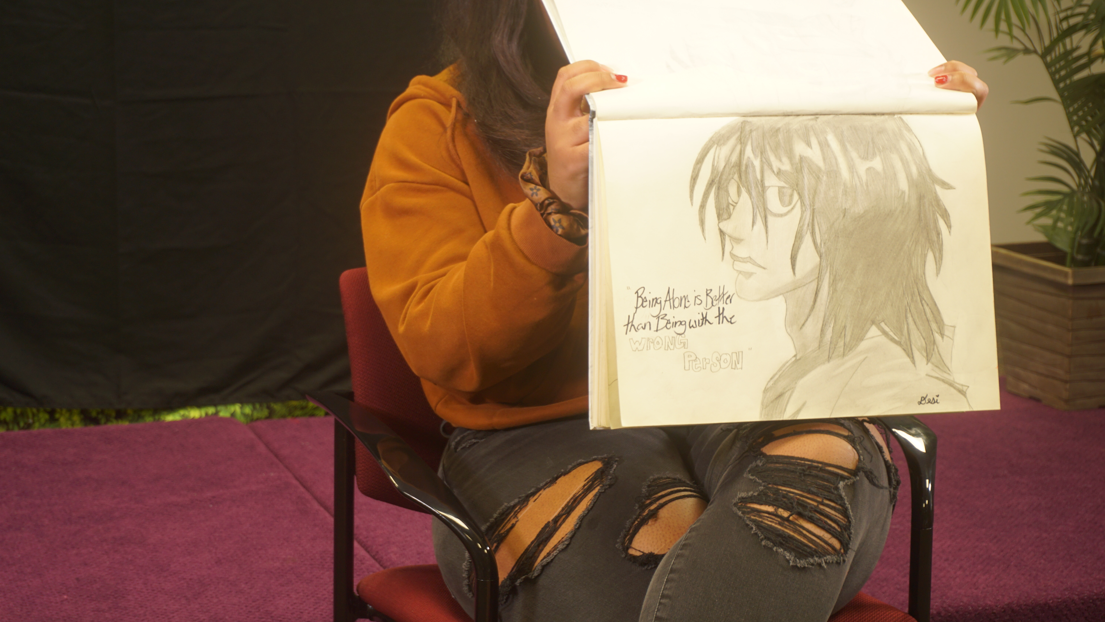 DESARAY EWING_SKETCHBOOK PEEK 06