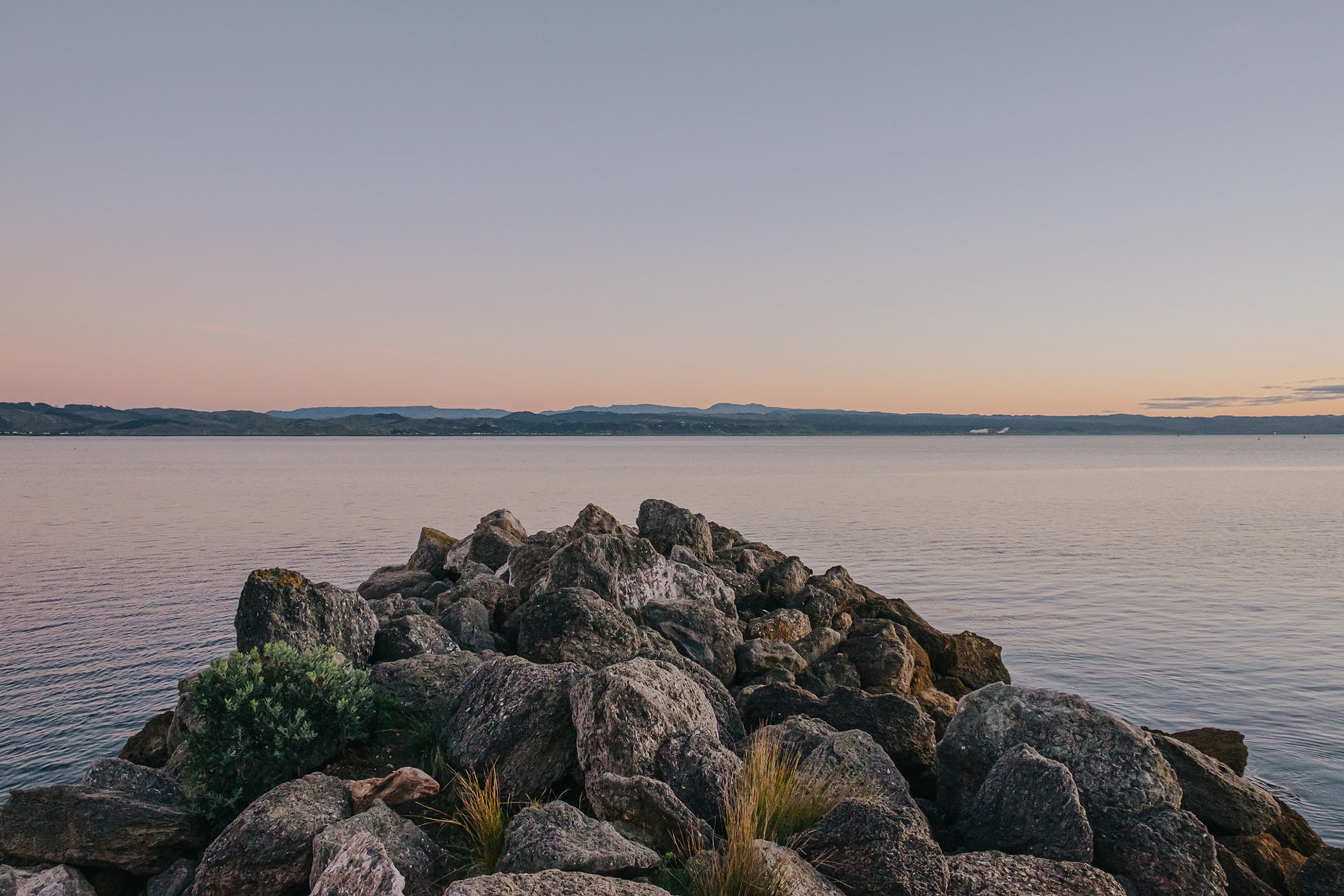 Early morning sea view, Ahuriri in Napier